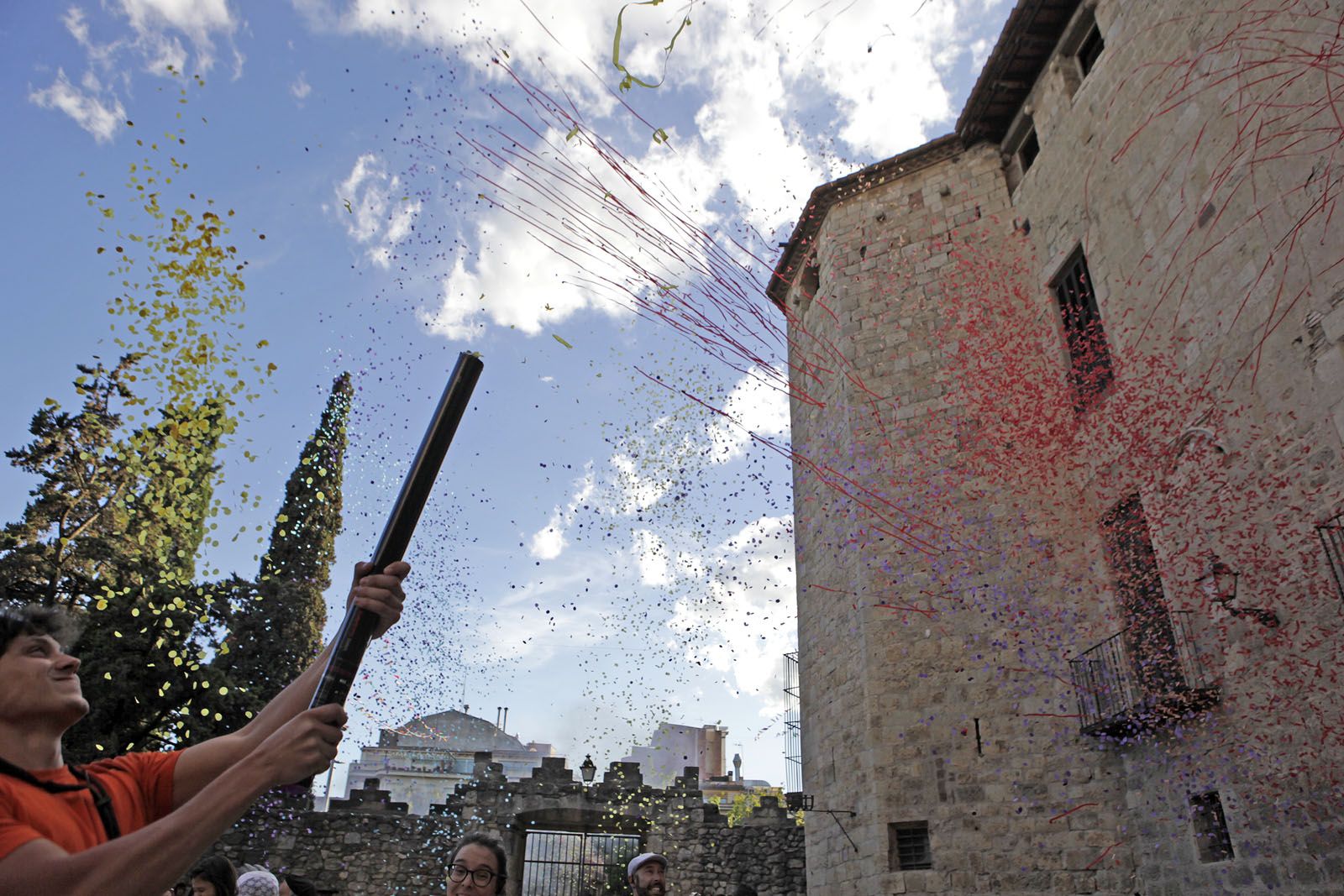 Seguici de Sant Pere i esclat de Festa Major. FOTO: Artur Ribera