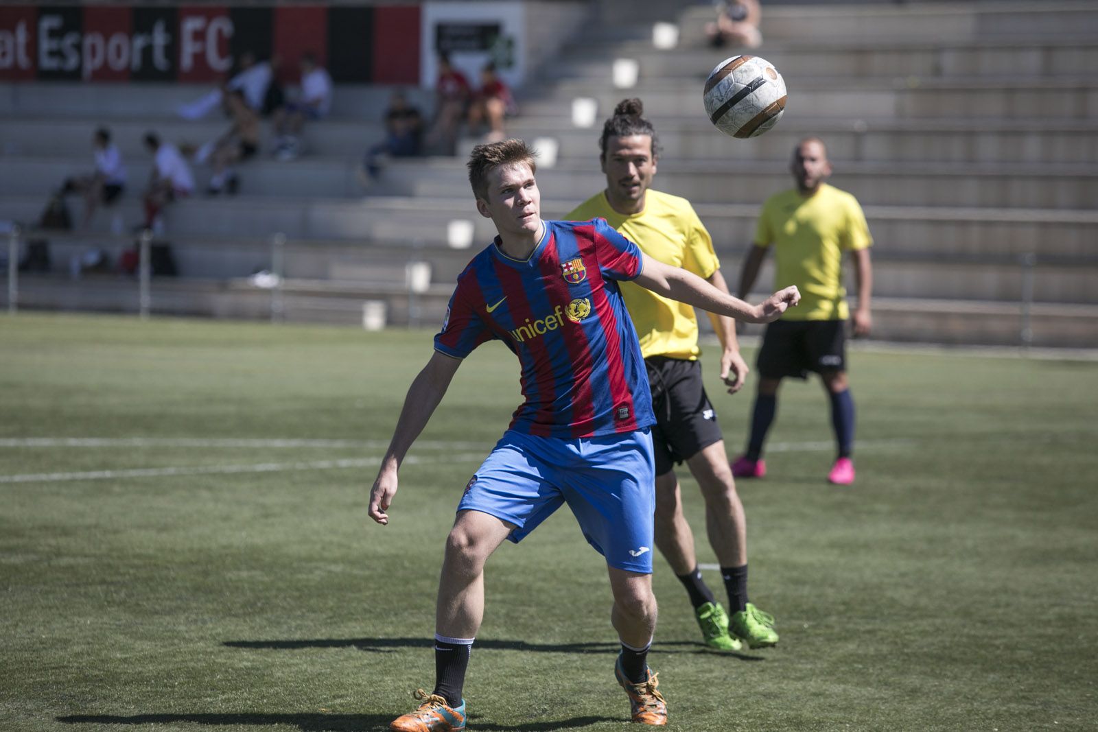 Torneig de futbol 7 a la ZEM Jaume Tubau. FOTO: Lali Puig