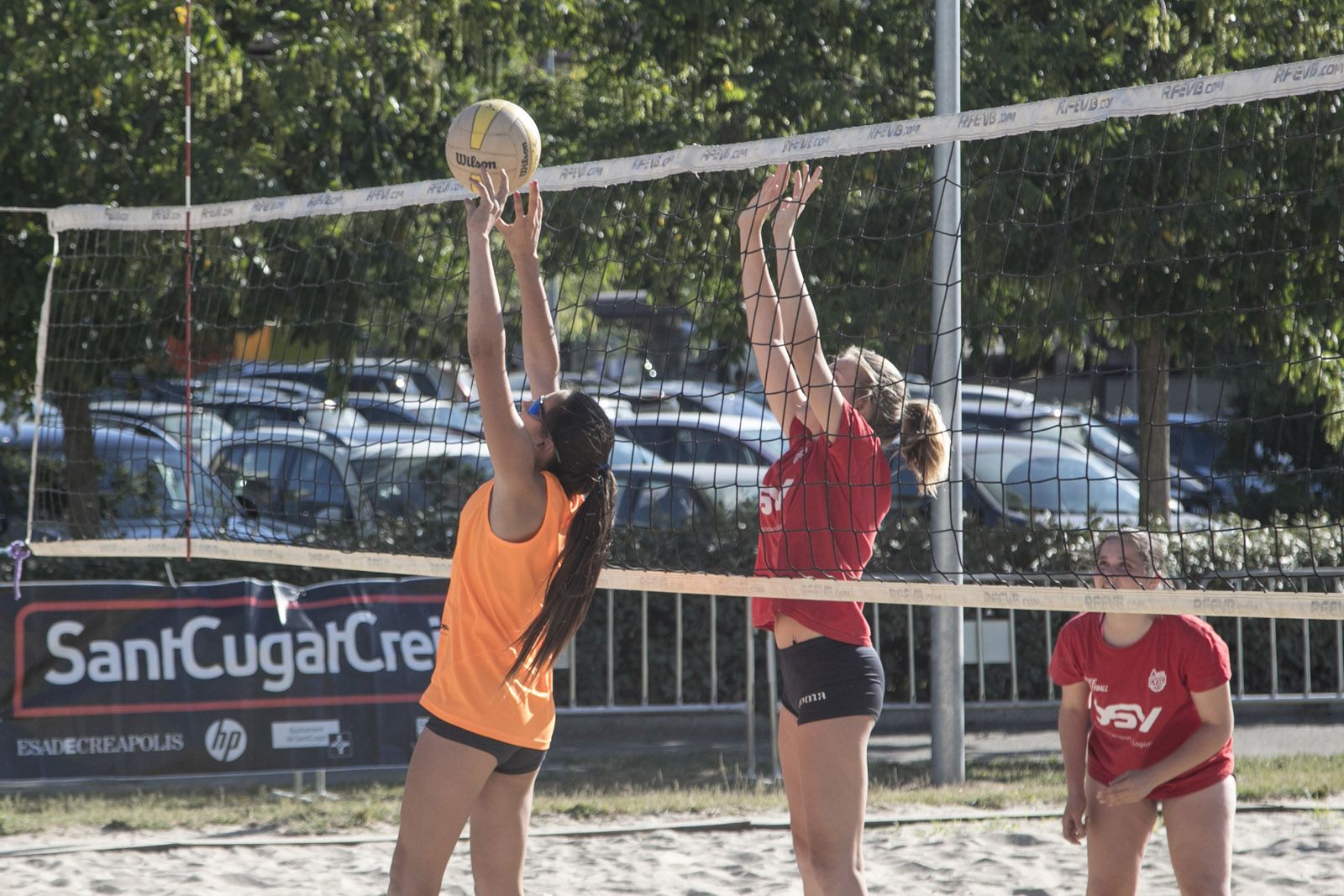 El tercer Torneig de Volei Platja ha comptat amb 18 equips participants. FOTO: Lali Puig