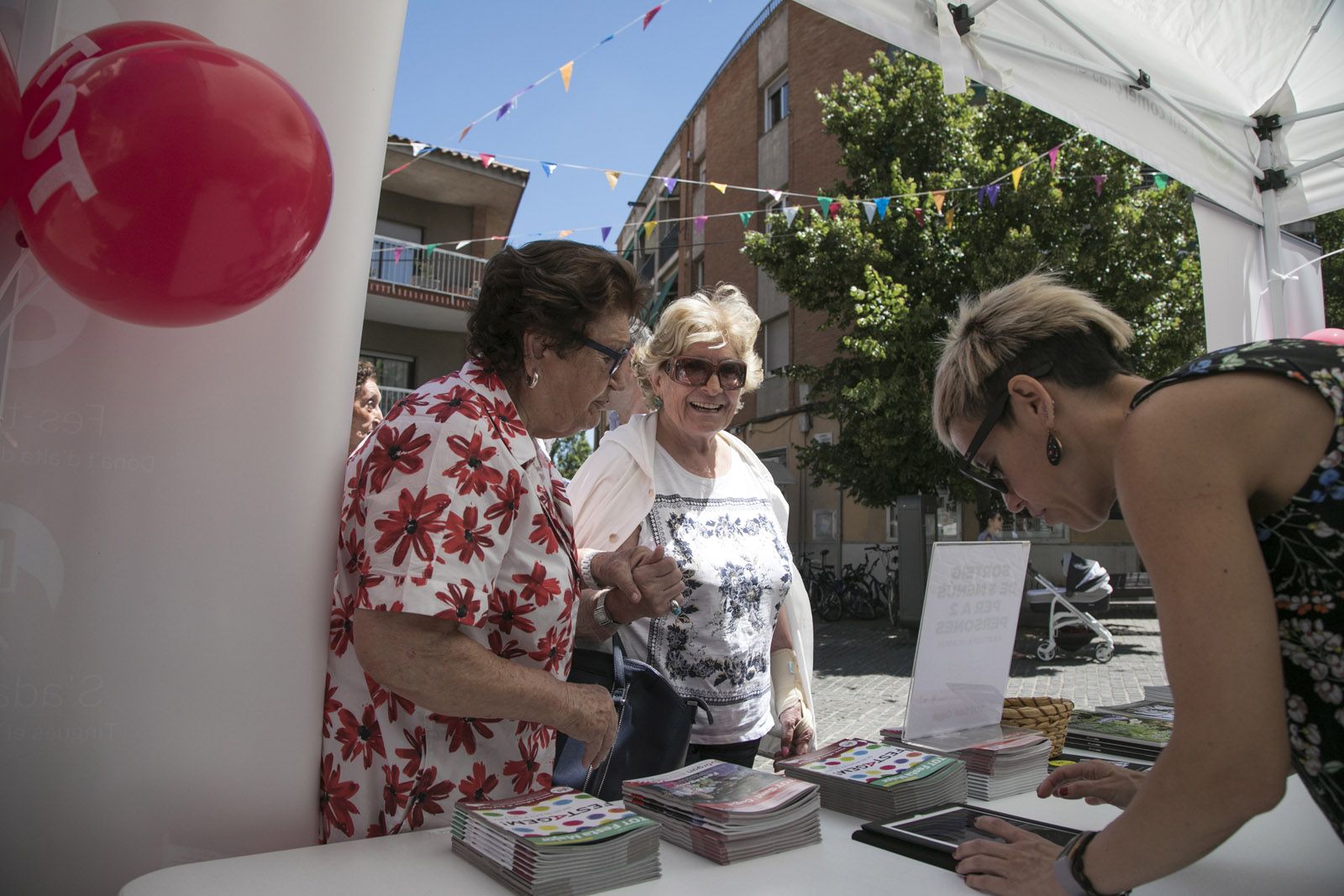 Botiga al carrer. FOTO: Lali Puig