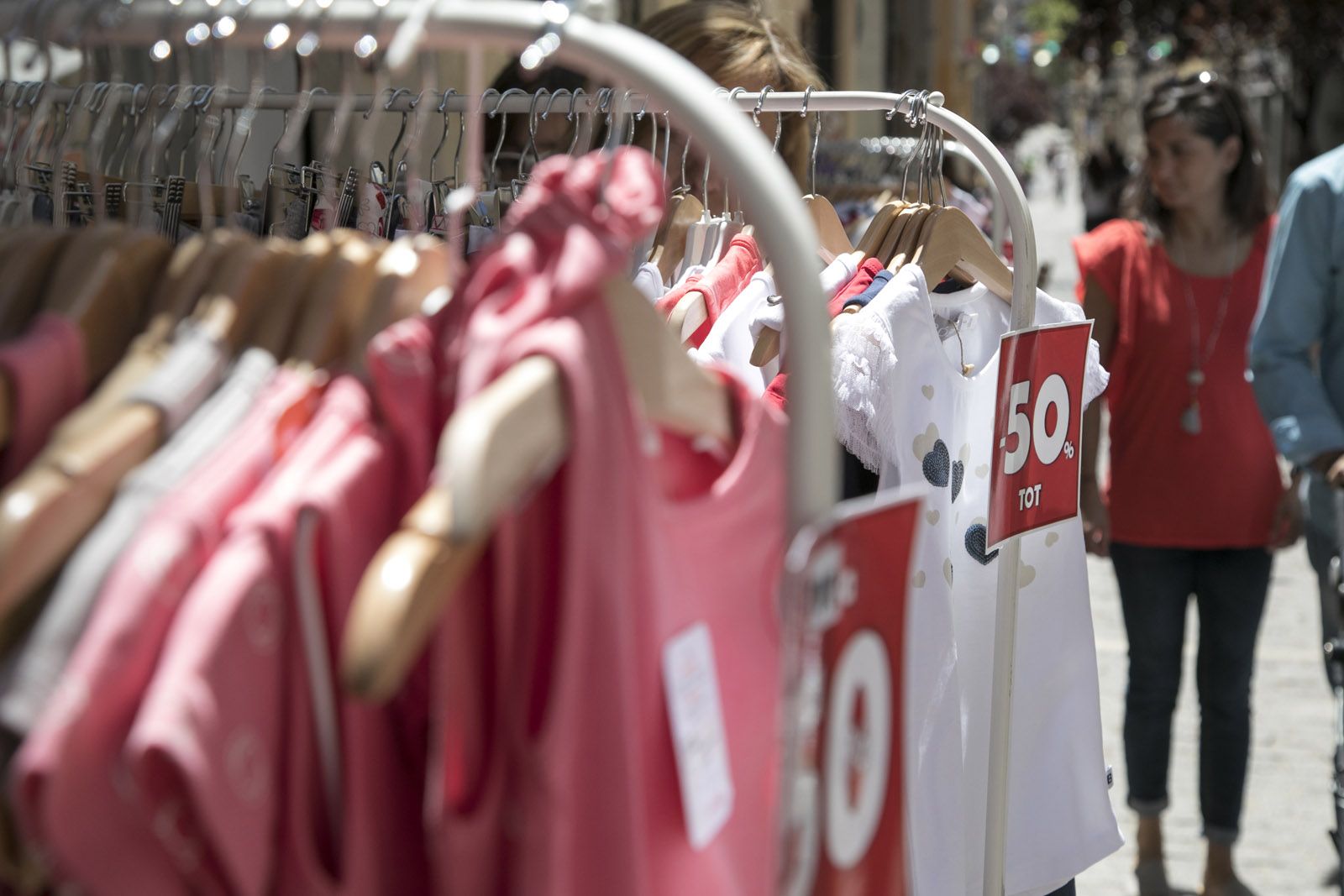 Botiga al carrer. FOTO: Lali Puig