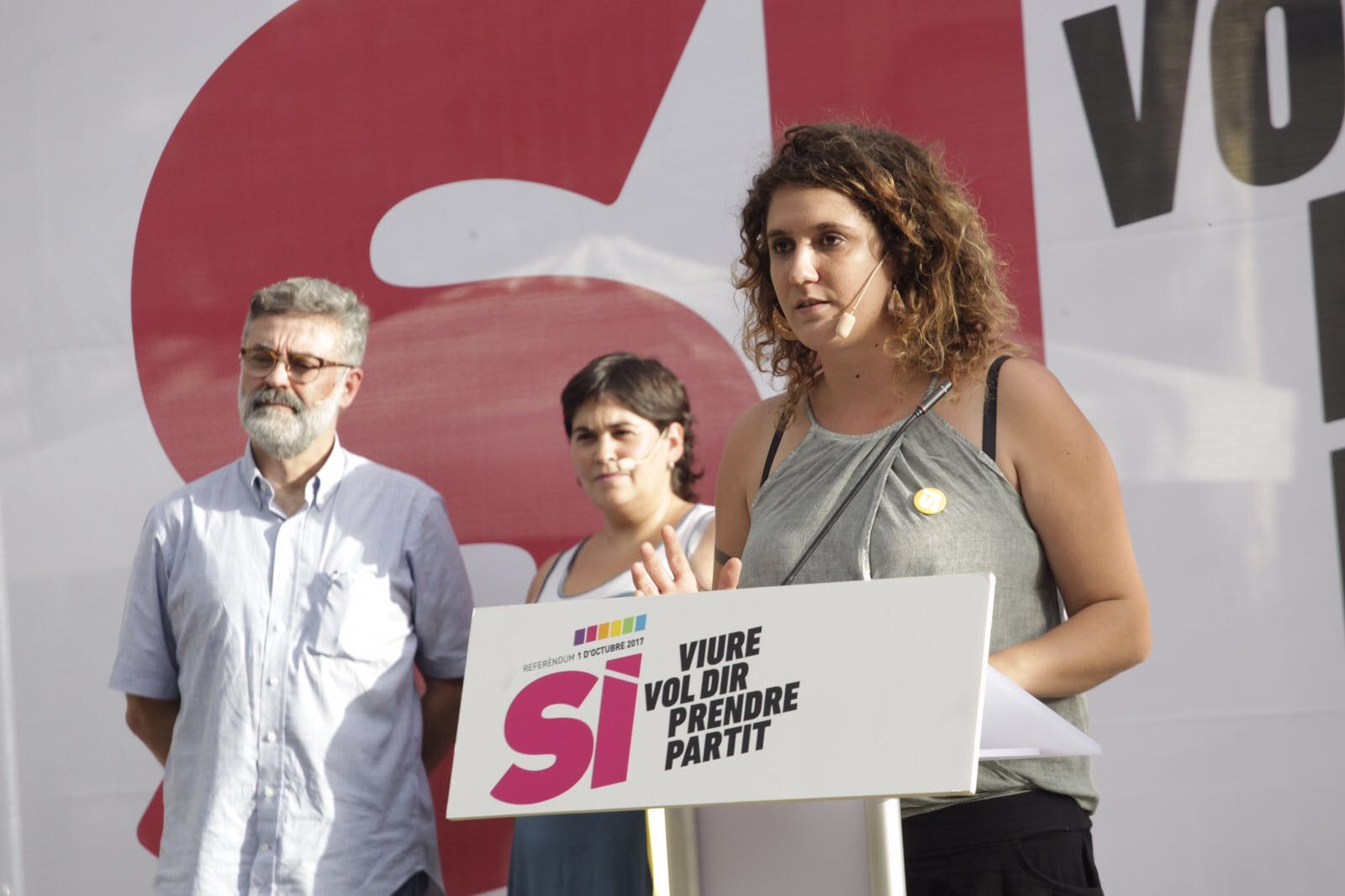 Núria Gibert durant una intervenció en un acte de la CUP FOTO: Artur Ribera 