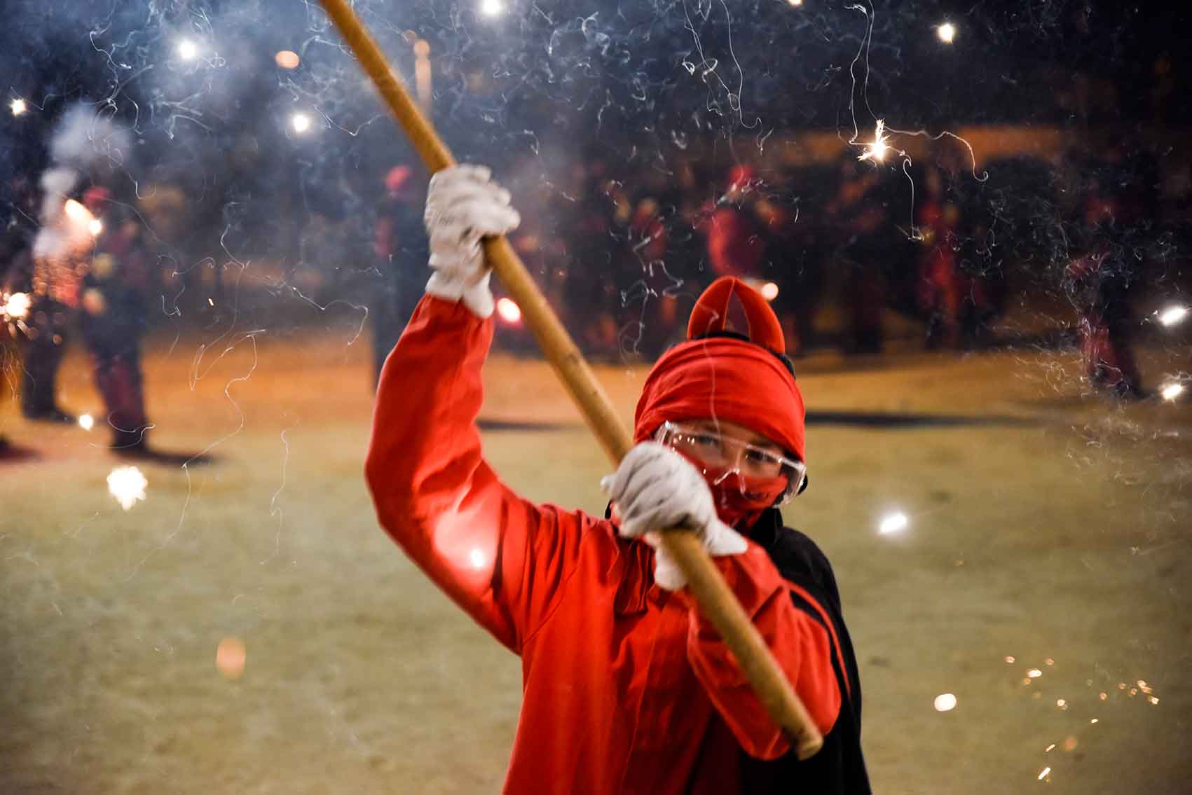 Correfoc d’esperit jove a Mira sol. Foto: Bernat Millet