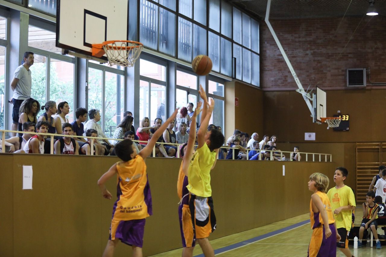 El torneig 3X3 de bàsquet és solidari en la lluita contra el càncer de pròstata. FOTO: Lali Puig