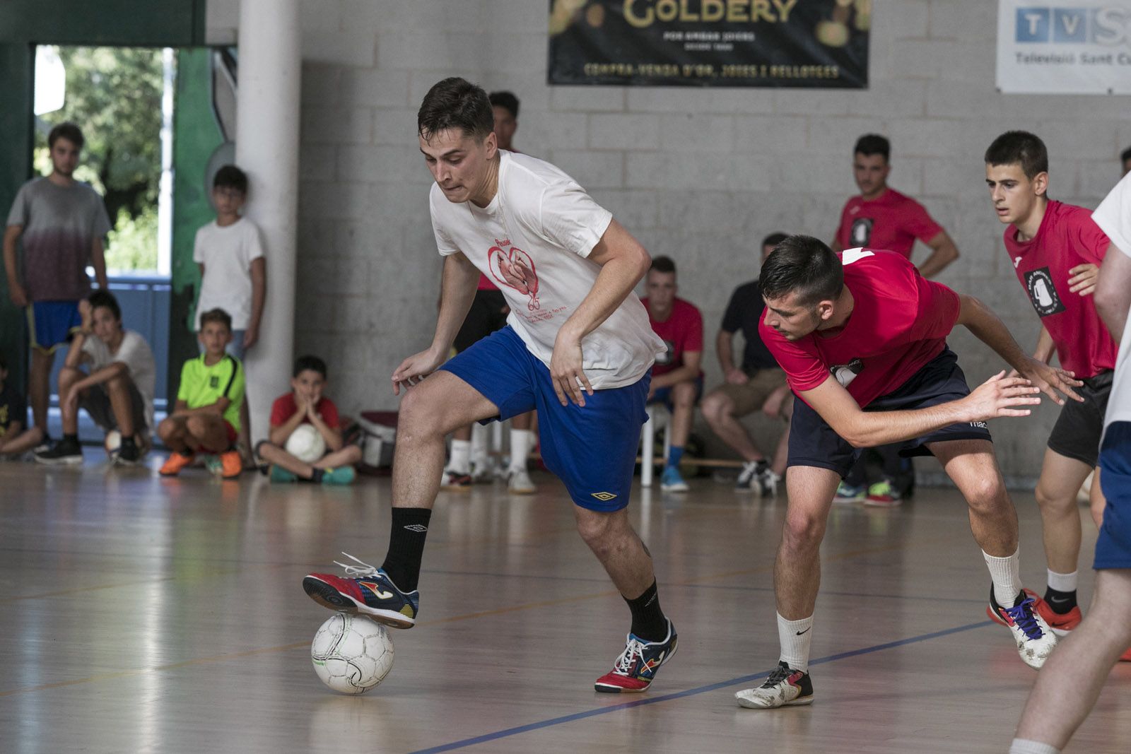 Final de la 34a Marató de Futbol Sala al Pavelló de la Floresta. FOTO: Lali Puig