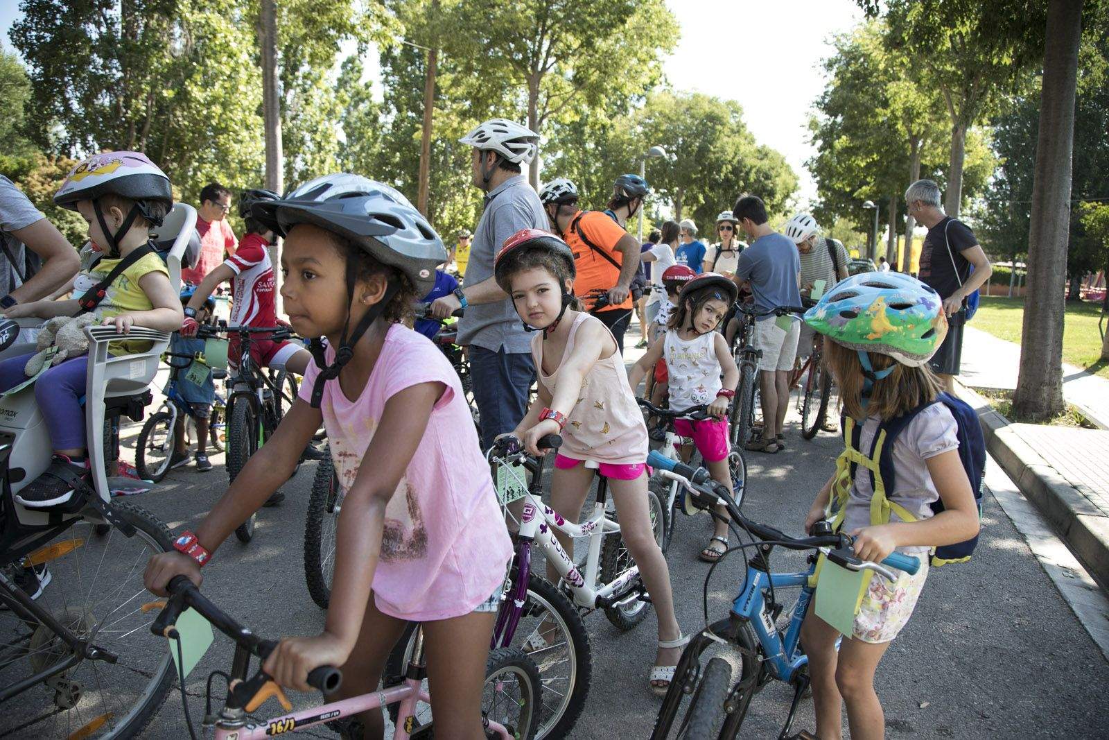 Bicicletada popular des del Casal de Mira-sol. FOTO: Lali Puig