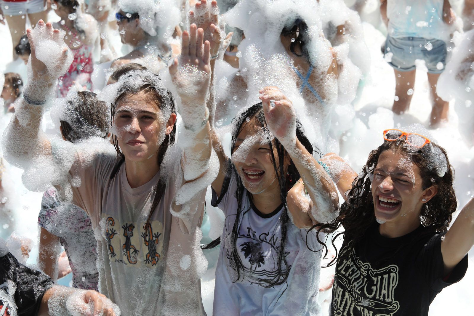 Festa de l’escuma al Casal de Mira-sol. FOTO: Lali Puig