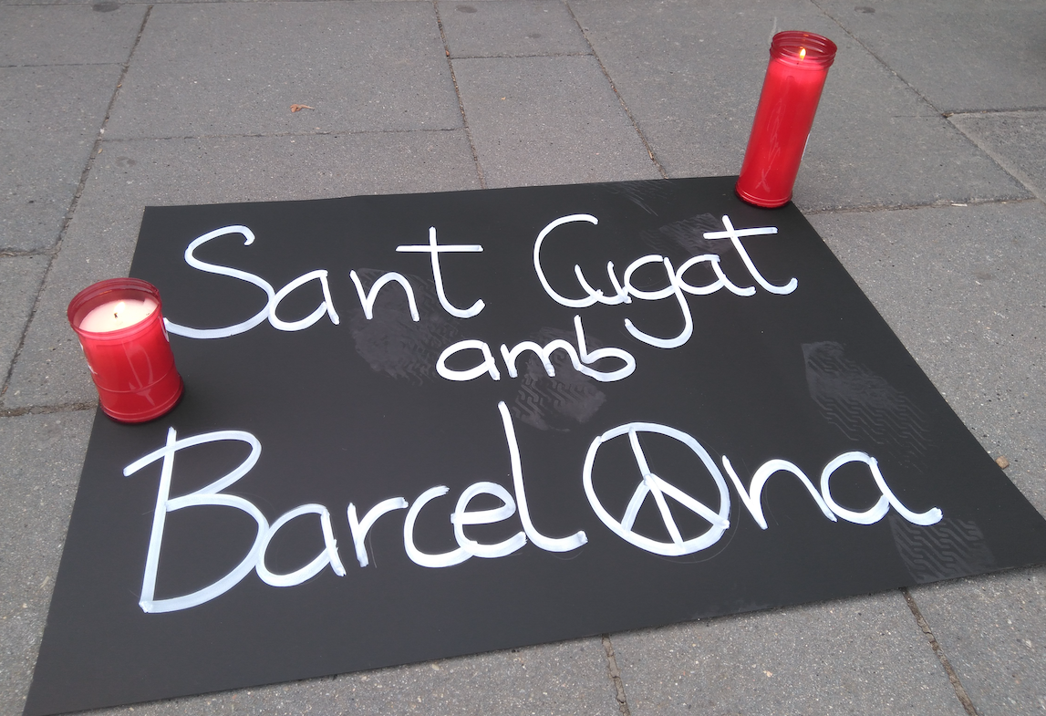 Concentració en suport a les víctimes a Sant Cugat