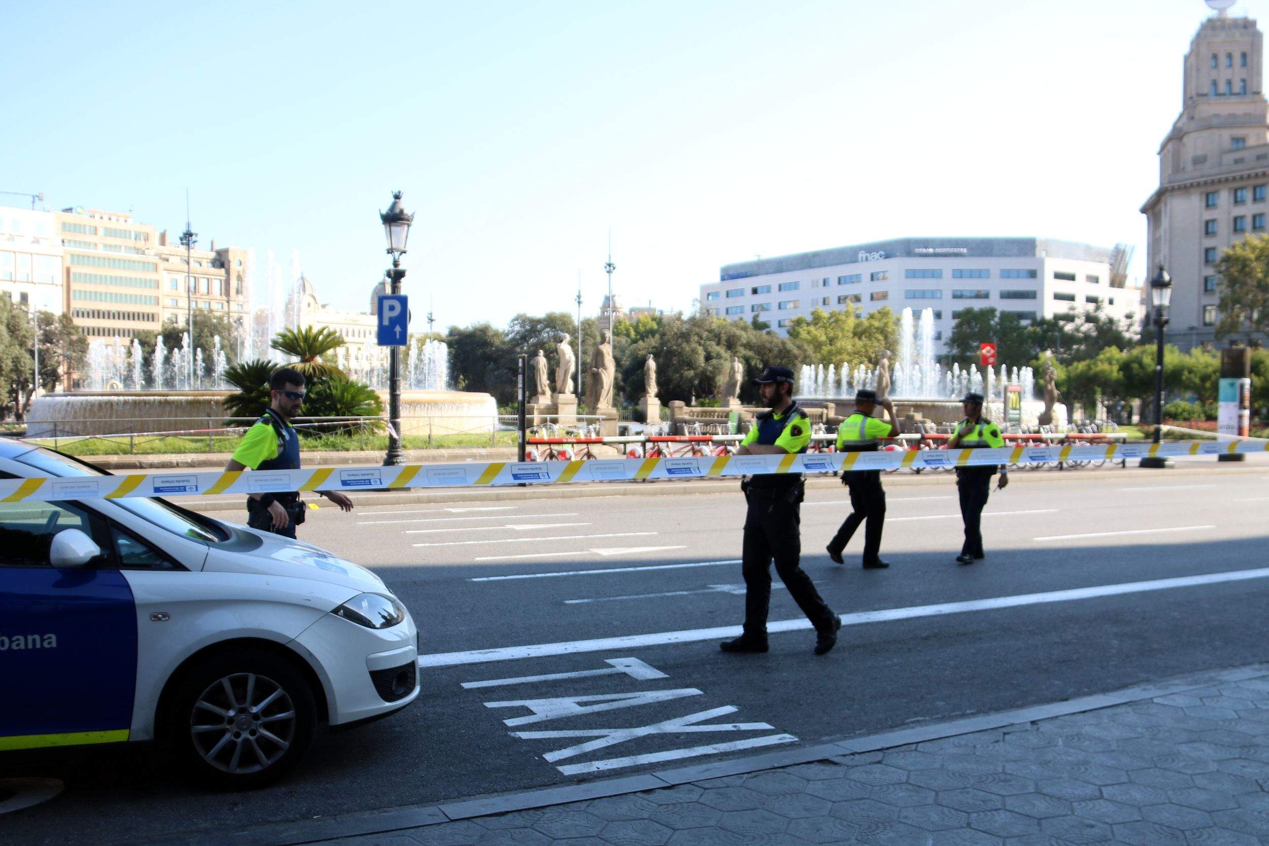 Plaça de Catalunya desallotjada, després de l'atemptat el 17 d'agost FOTO: ACN