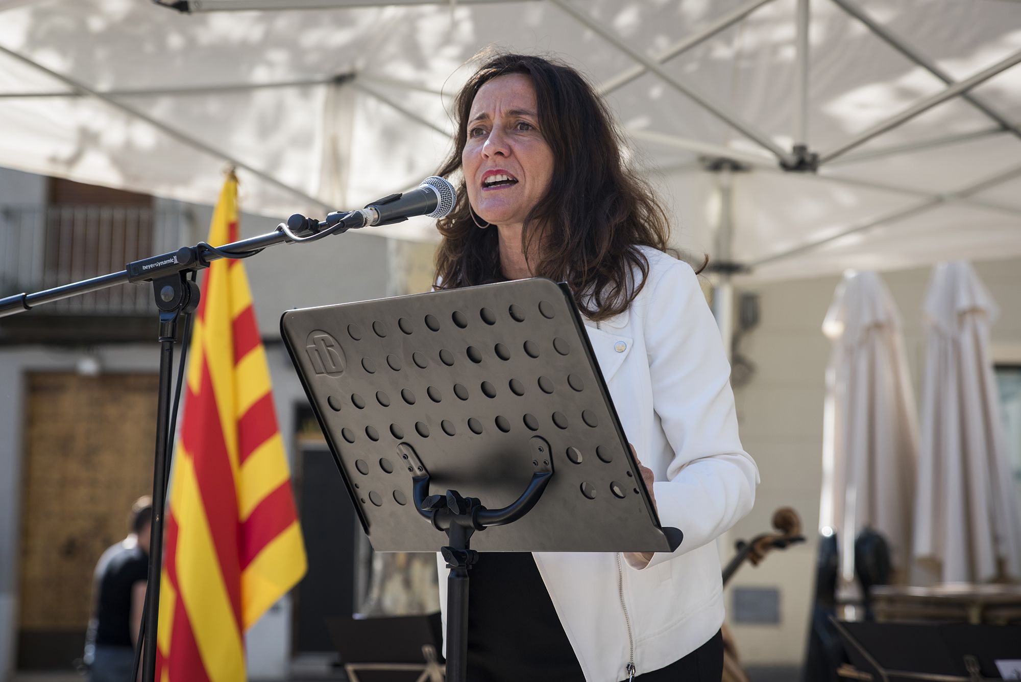  L'alcaldessa de Sant Cugat, durant el discurs institucional de la Diada FOTO: Bernat Millet