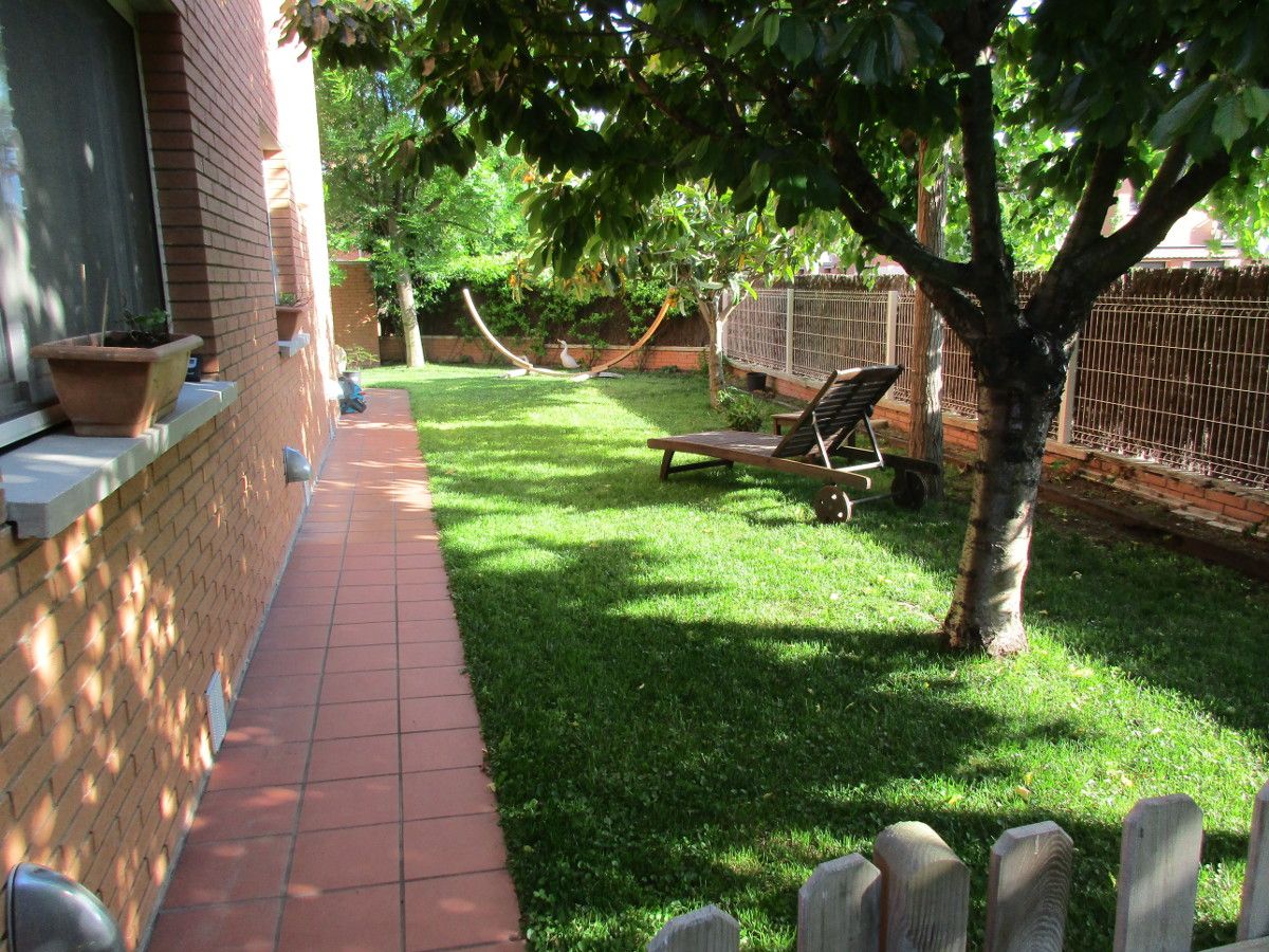 El jardí privat de l'adossada FOTO: Cedida