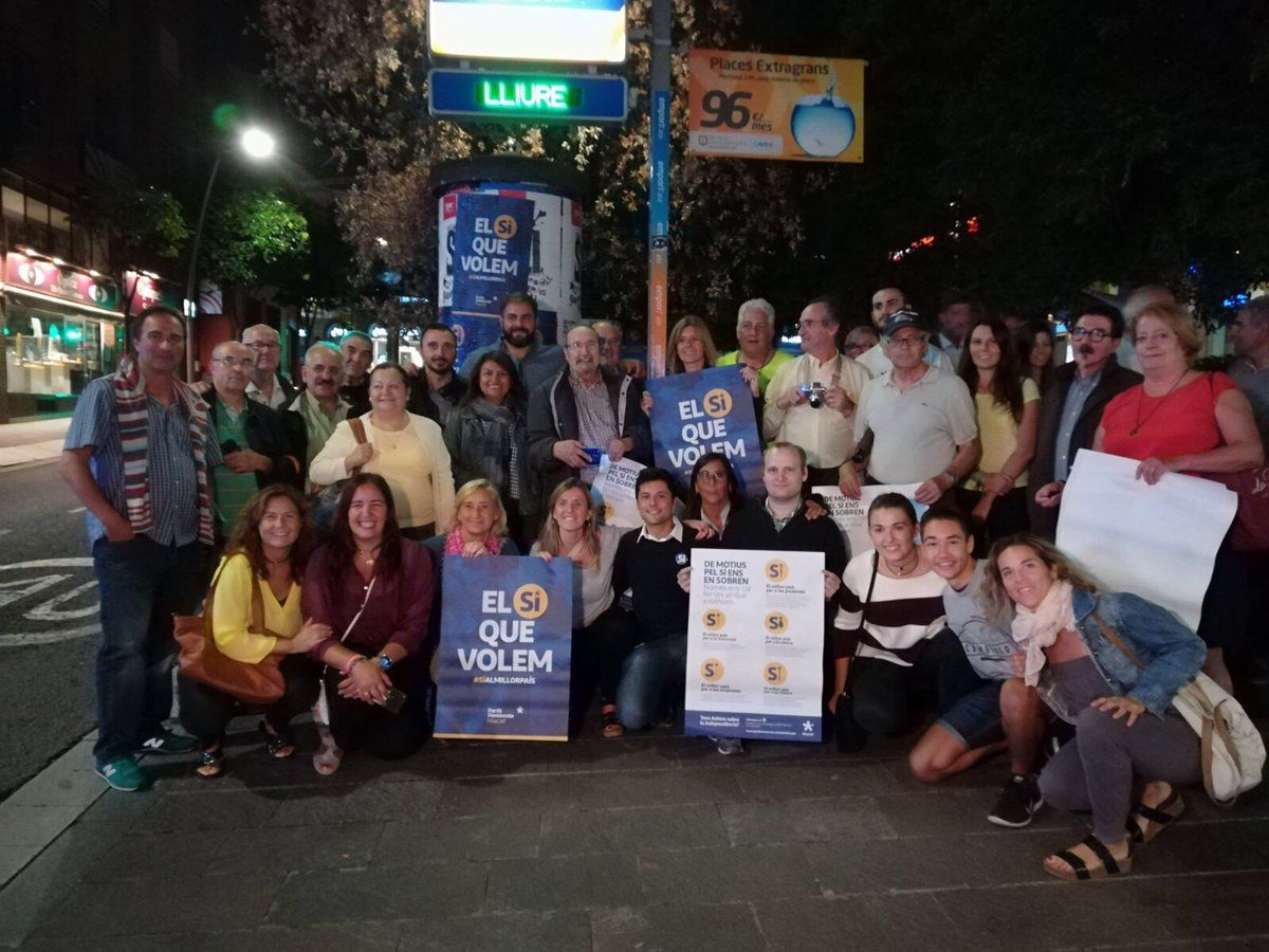 Encartellada del PDECat a Sant Cugat FOTO: PDECat 