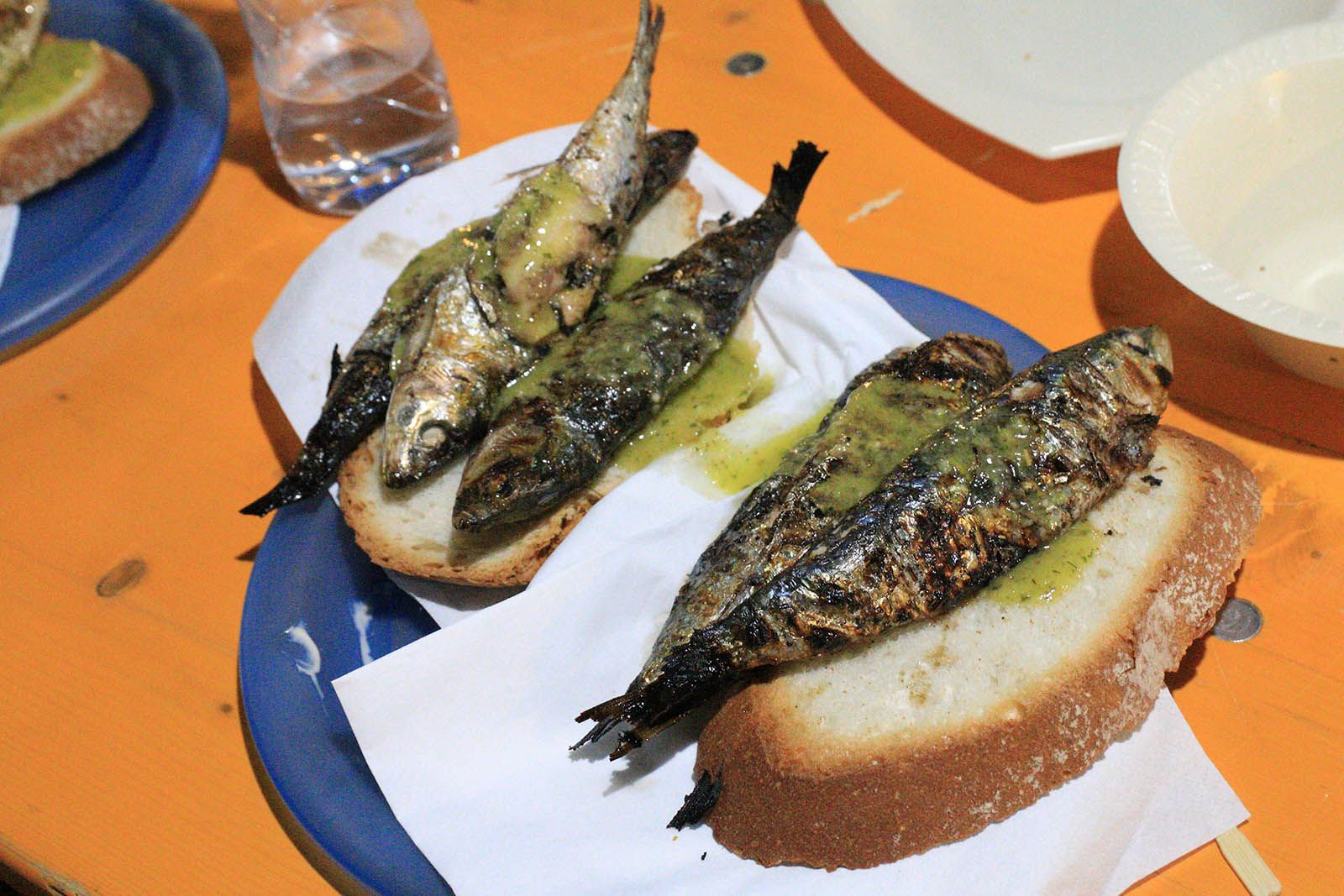 Sardinada popular. Foto: Lali Álvarez