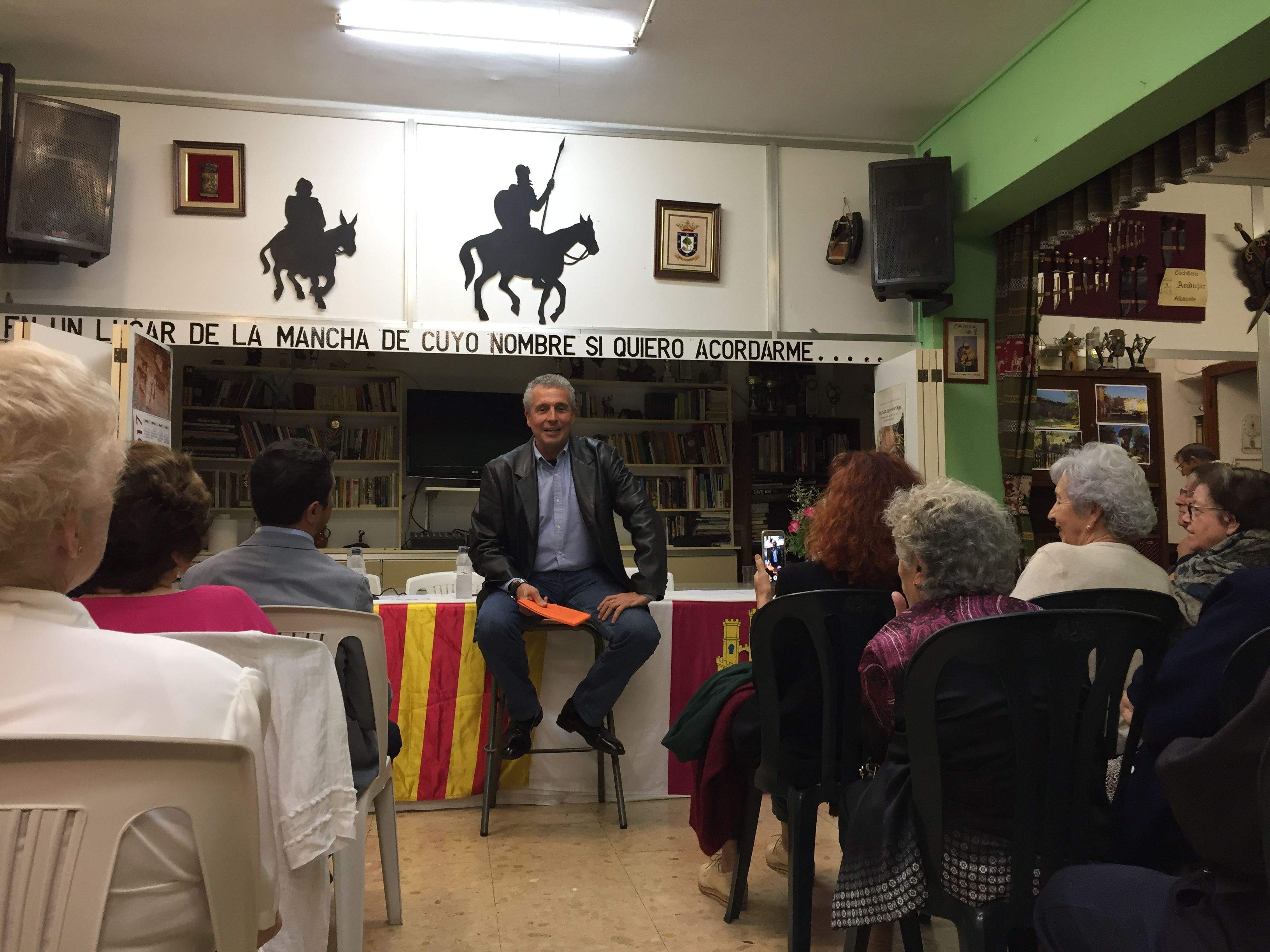 Joaquim Castelló ha estat el pregoner de les XXX Jornades Culturals del Centre Castellano Manchego FOTO: C. Caballé