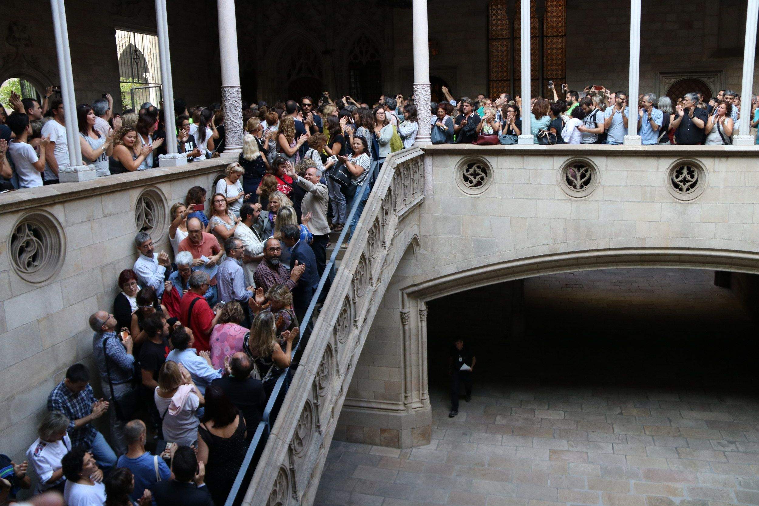 Assistents a l'acte d''Obrim les escoles' al Palau de la Generalitat, el 28 de setembre de 2017 FOTO: ACN