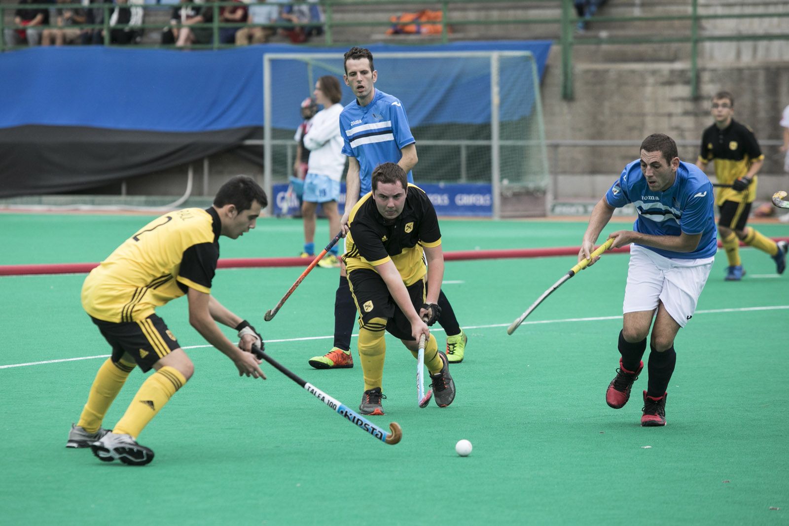El 9è Torneig Catalònia Hockey Plus l'ha organitzat el grup Catalònia Fundació Creactiva al Junior FC. FOTO: Lali Puig