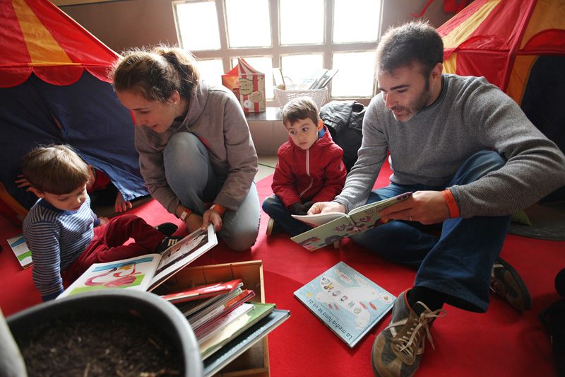 El festival ofereix un circuit amb sis ambients diferents, on s'hi poden trobar llibres i activitats que focalitzen en un aspecte en concret FOTO: Lali Puig