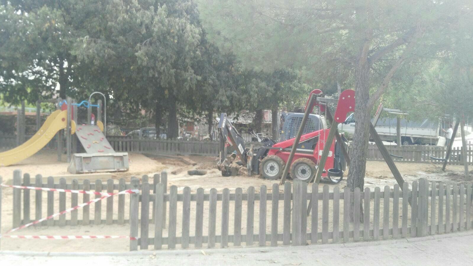 La plaça de la Creu d'en Blau està davant el Casal de les Planes FOTO: Cedida 