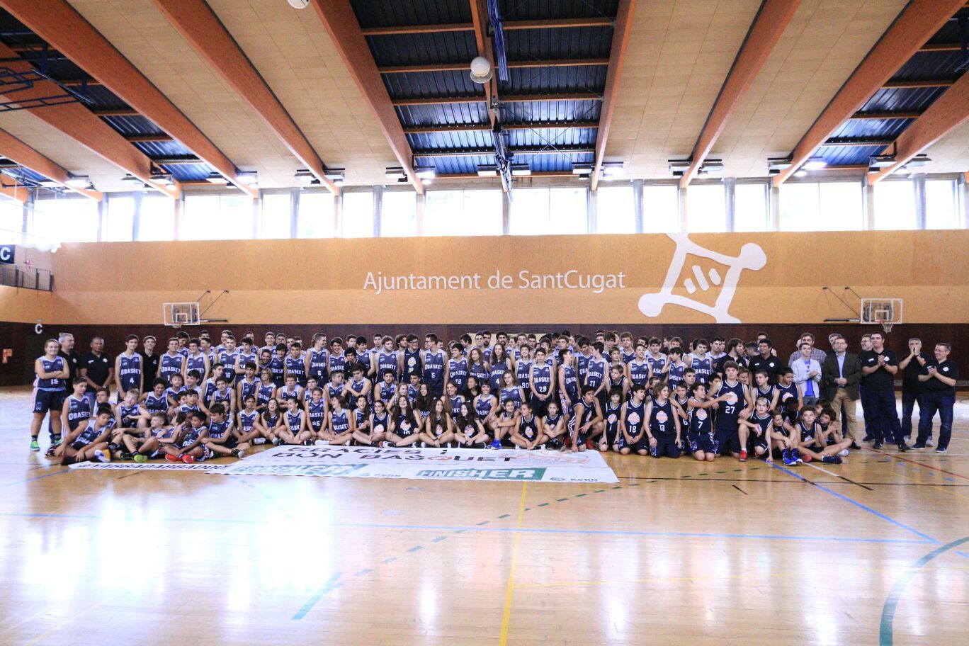 Foto de família del Qbasket Sant Cugat. FOTO: Lali Álvarez