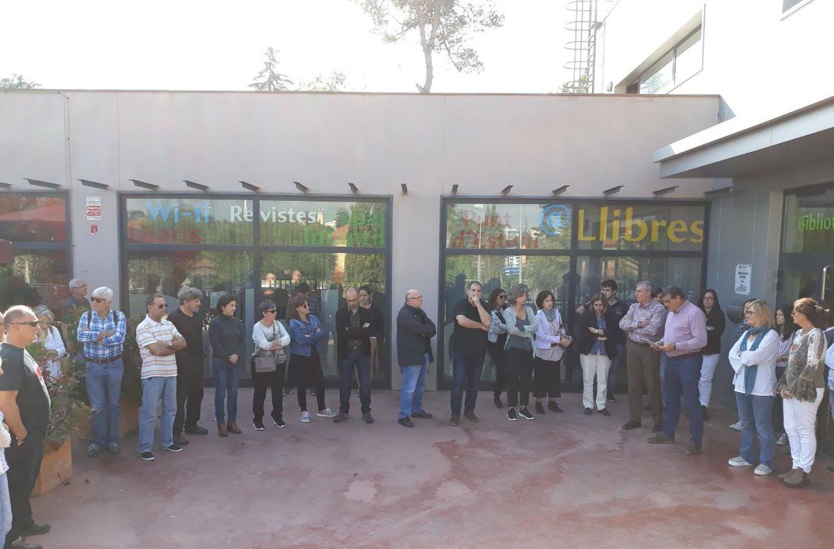 Protesta a Valldoreix contra l'empresonament de Jordi Sánchez i Jordi Cuixart FOTO: EMD Valldoreix