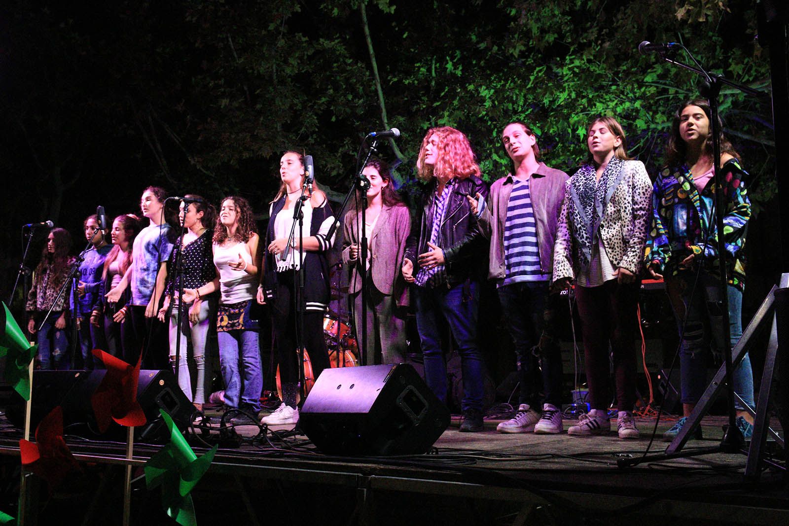 Cercavila popular i Esclat d'inici de festa. FOTO: Lali Álvarez