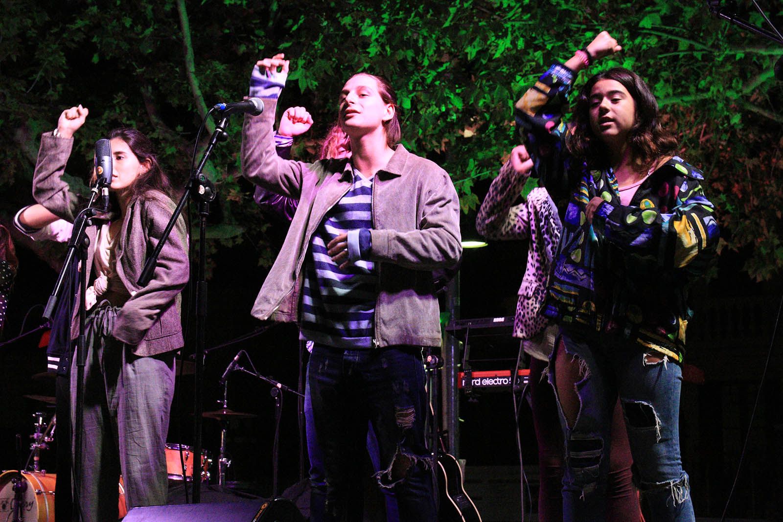 Cercavila popular i Esclat d'inici de festa. FOTO: Lali Álvarez