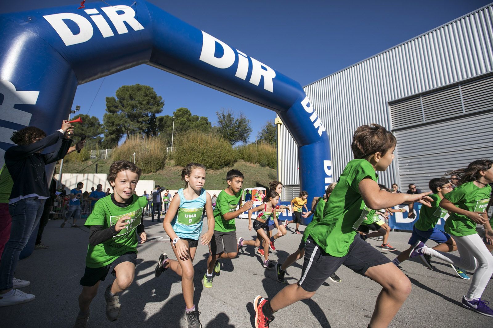 La 4a edició de la Cursa DiR Kids Sant Cugat s'ha fet a DiR Sant Cugat. FOTO: Lali Puig