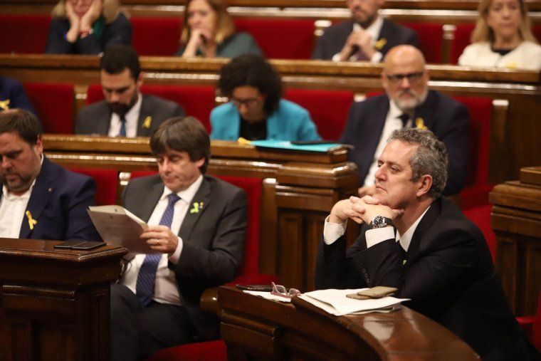 El president Puigdemont el dia que el Parlament declara la independència  FOTO: Jordi Borràs