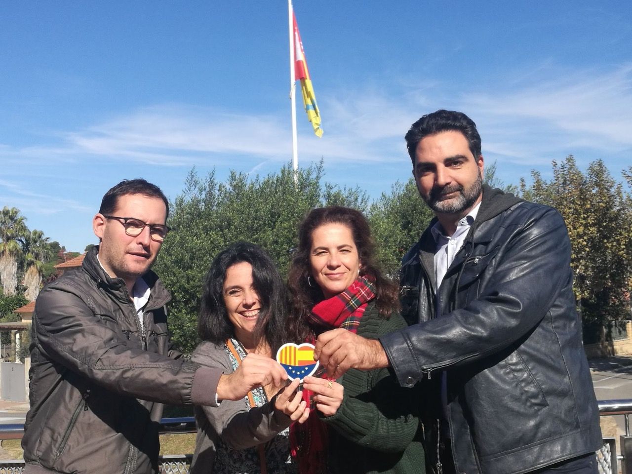 Anna Cano, segona per l'esquerra, amb els tres regidors de Ciutadans a Sant Cugat FOTO: Cedida