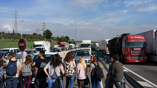 Moment del tall de trànsit FOTO: Twitter @iacma 