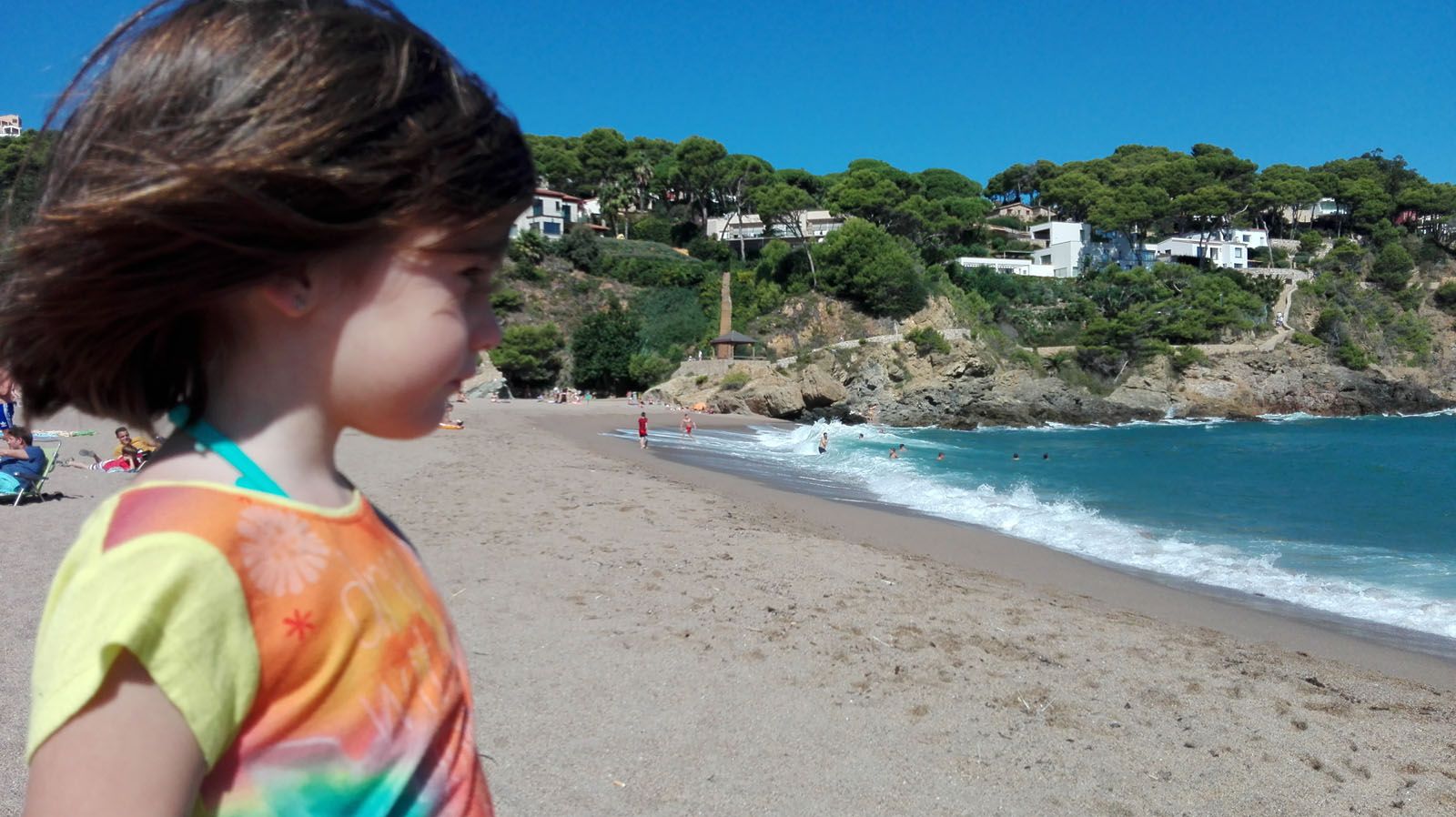 Mireia Viles Arrufat   Observant l'horitzó