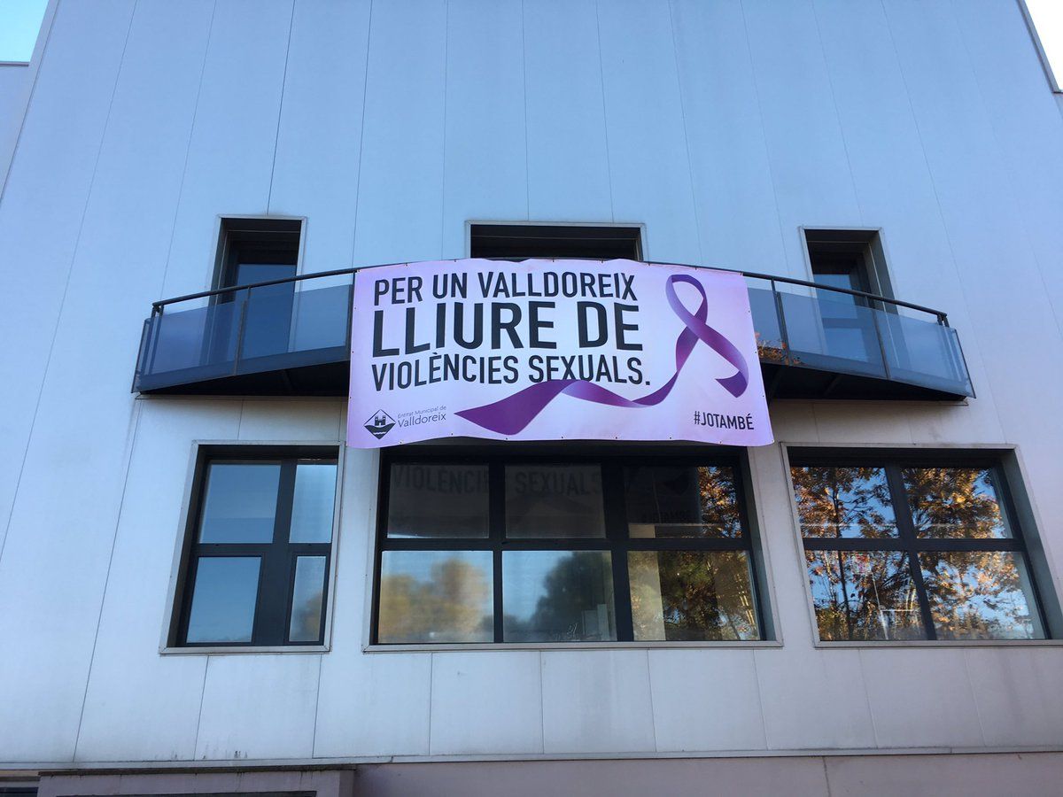 Pancarta a l'EMD de Valldoreix FOTO: EMD Valldoreix