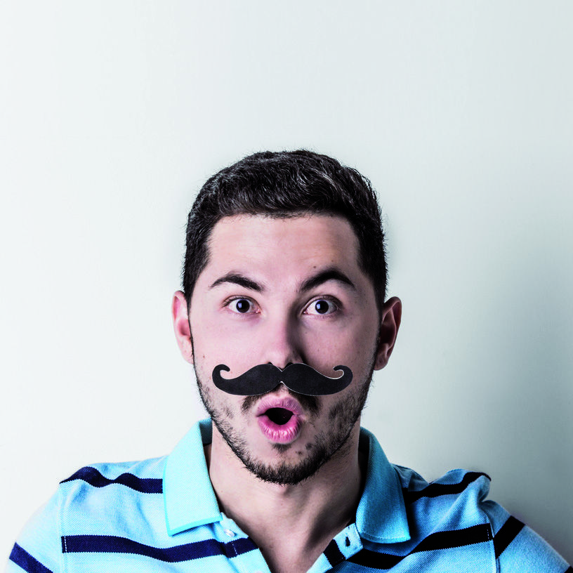 Utilitzeu aigua tèbia en comptes de la calenta a l’hora d’eliminar les restes sobrants d’escuma o gel