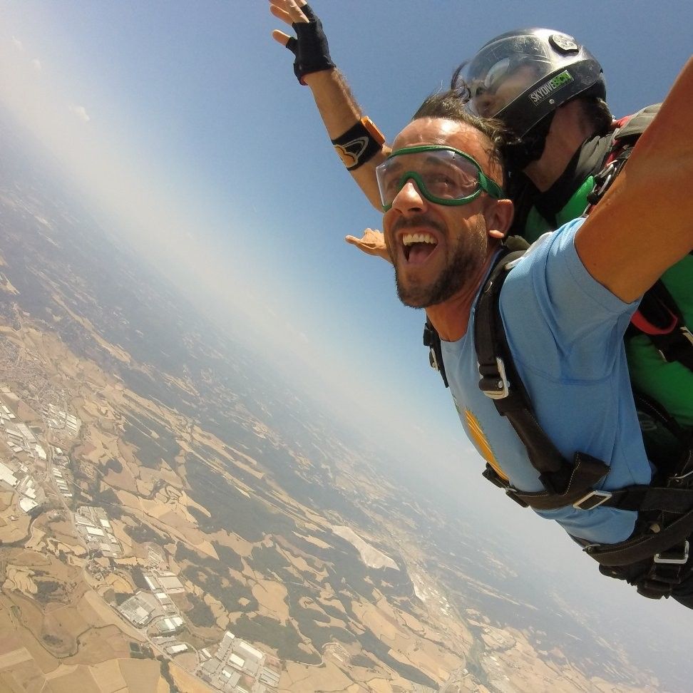 Francisco Javier Cabrera Myñoz   Paracaidas