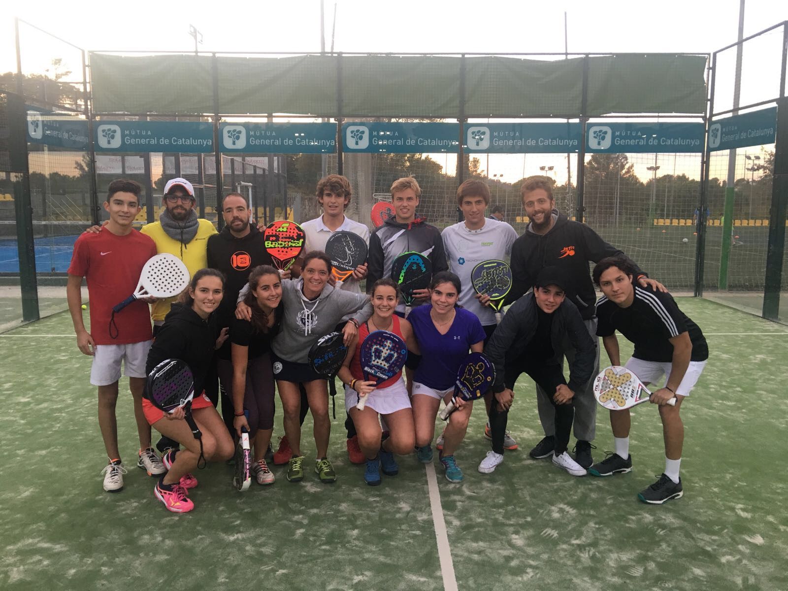 Jugadors i entrenadors de la secció de competició de pàdel