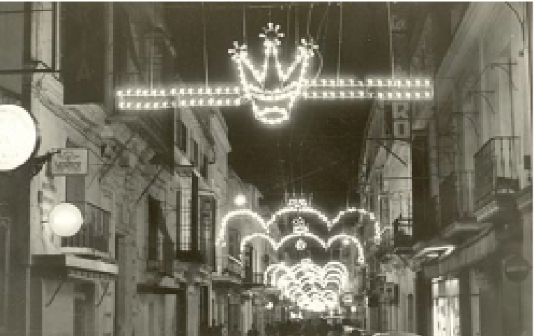 Un carrer decorat per Nadal. FOTO: Cedida