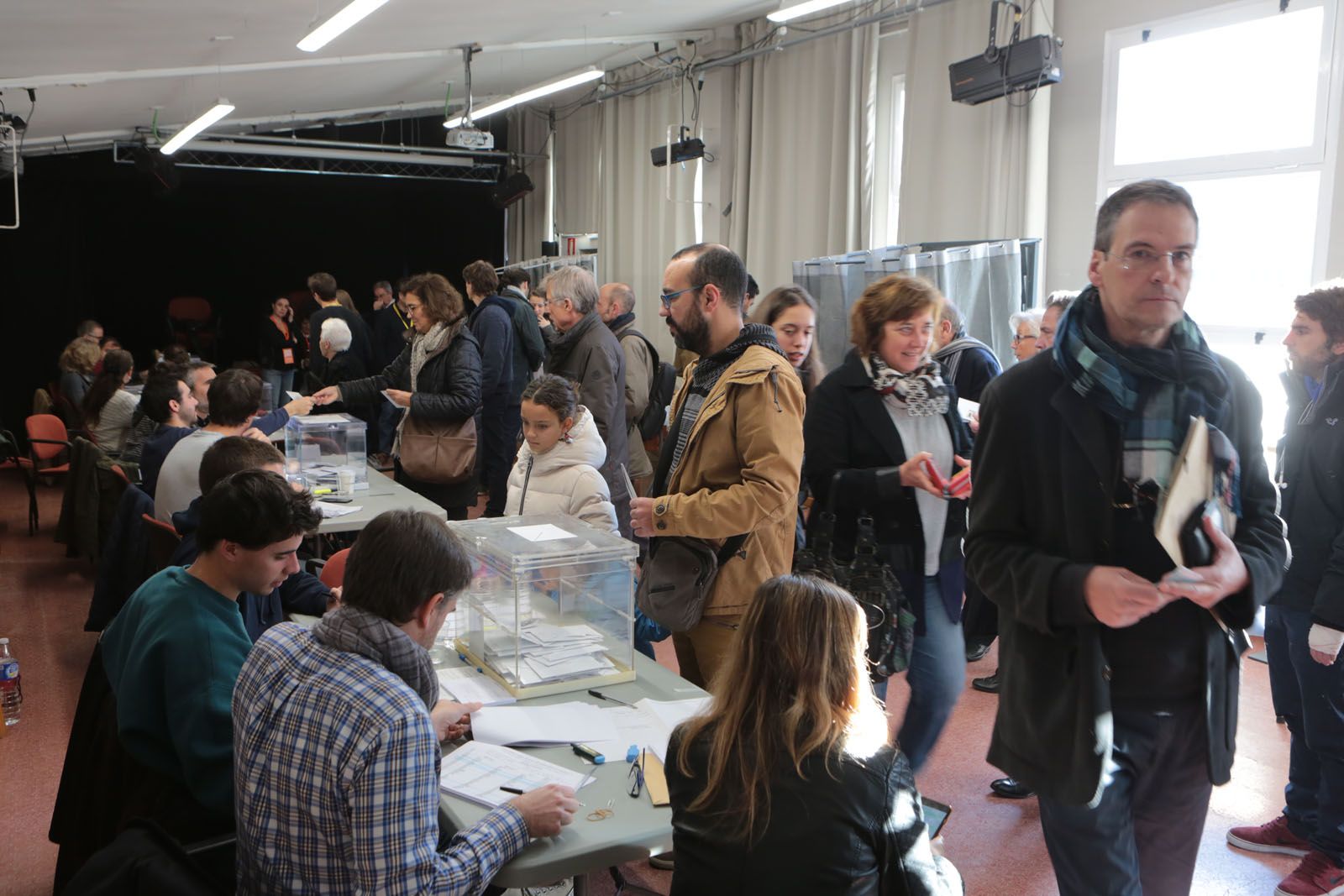 Col·legi electoral al casalet de Valldoreix FOTO: Artur Ribera