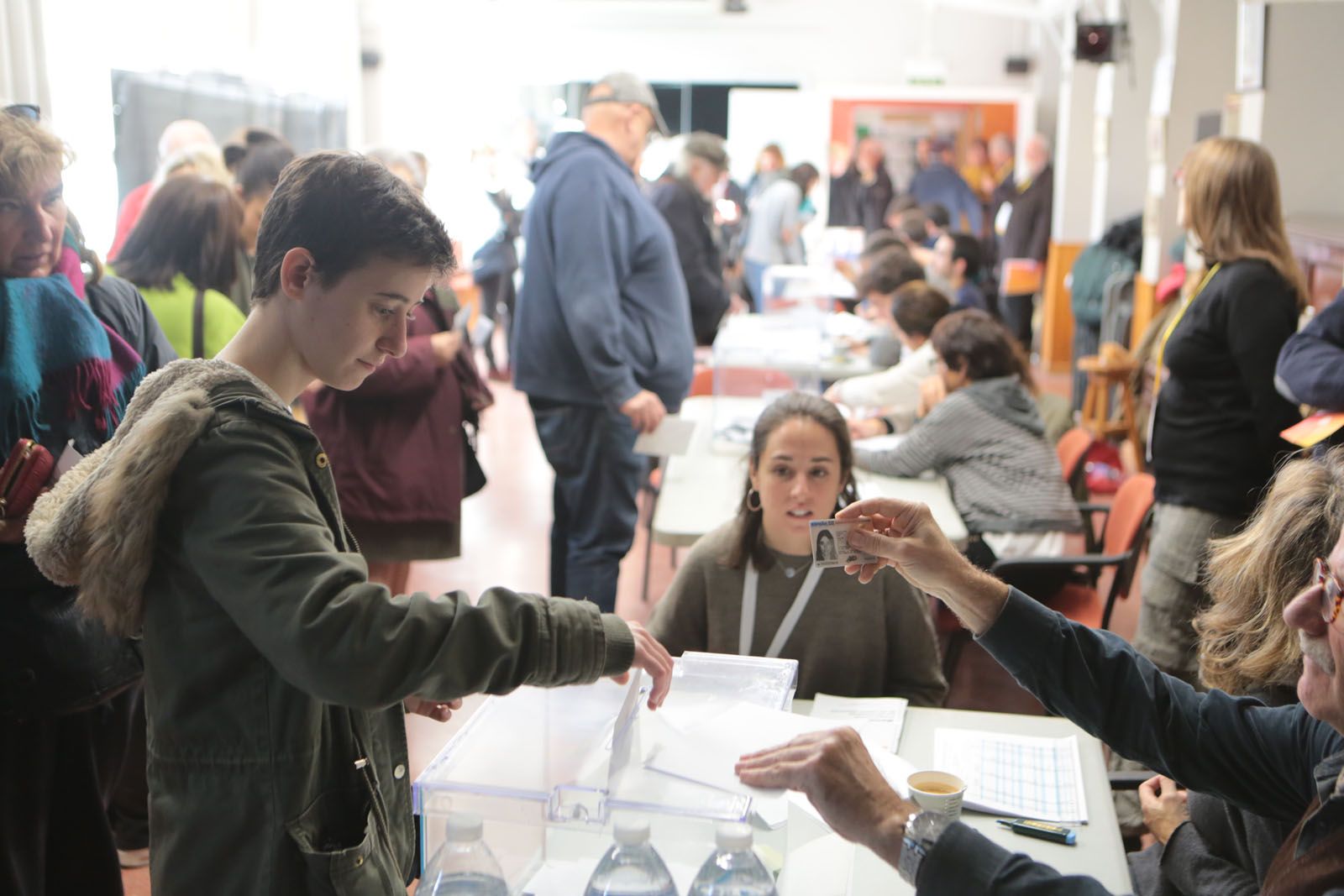 Col·legi electoral al casalet de Valldoreix FOTO: Artur Ribera