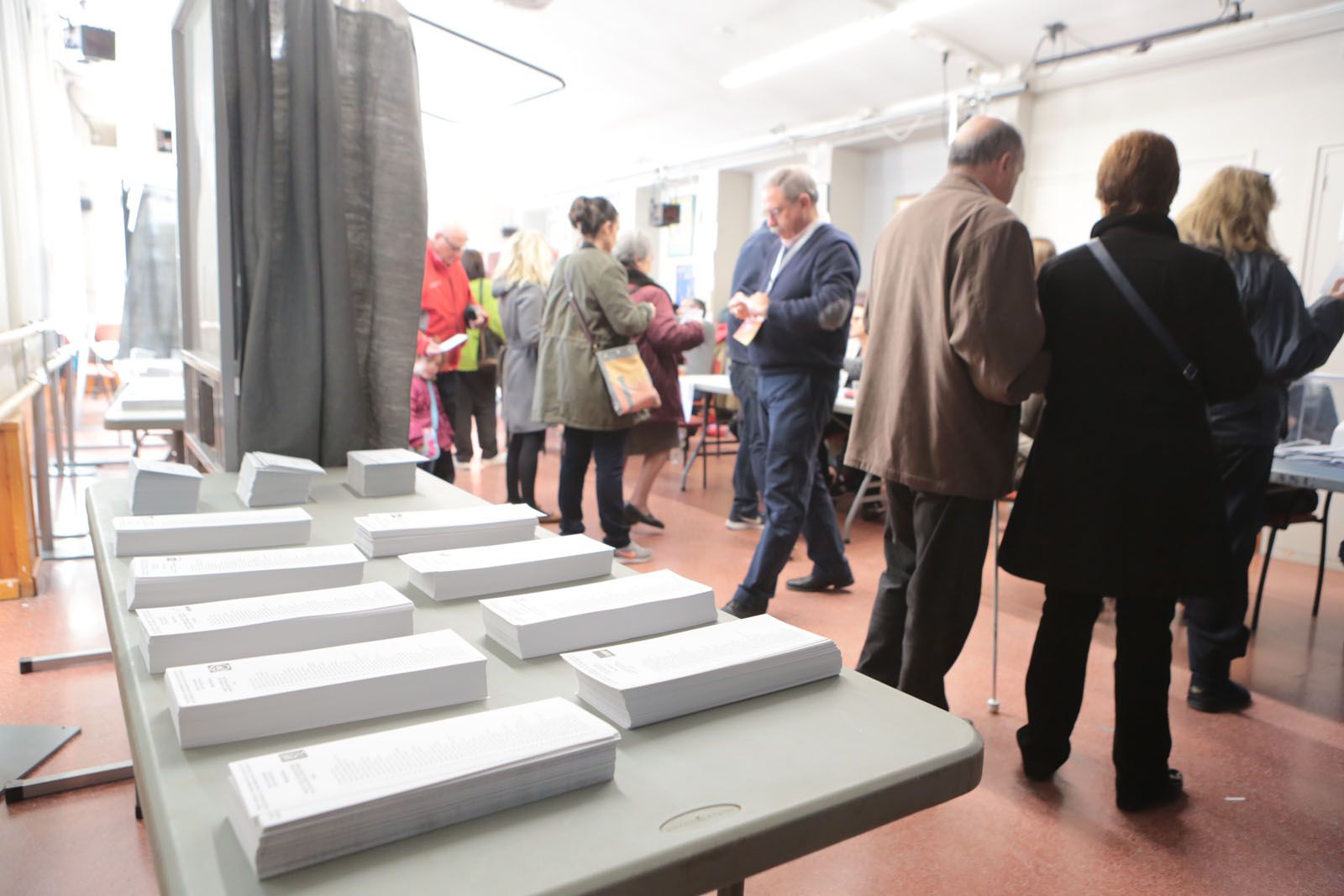 Col·legi electoral al casalet de Valldoreix FOTO: Artur Ribera