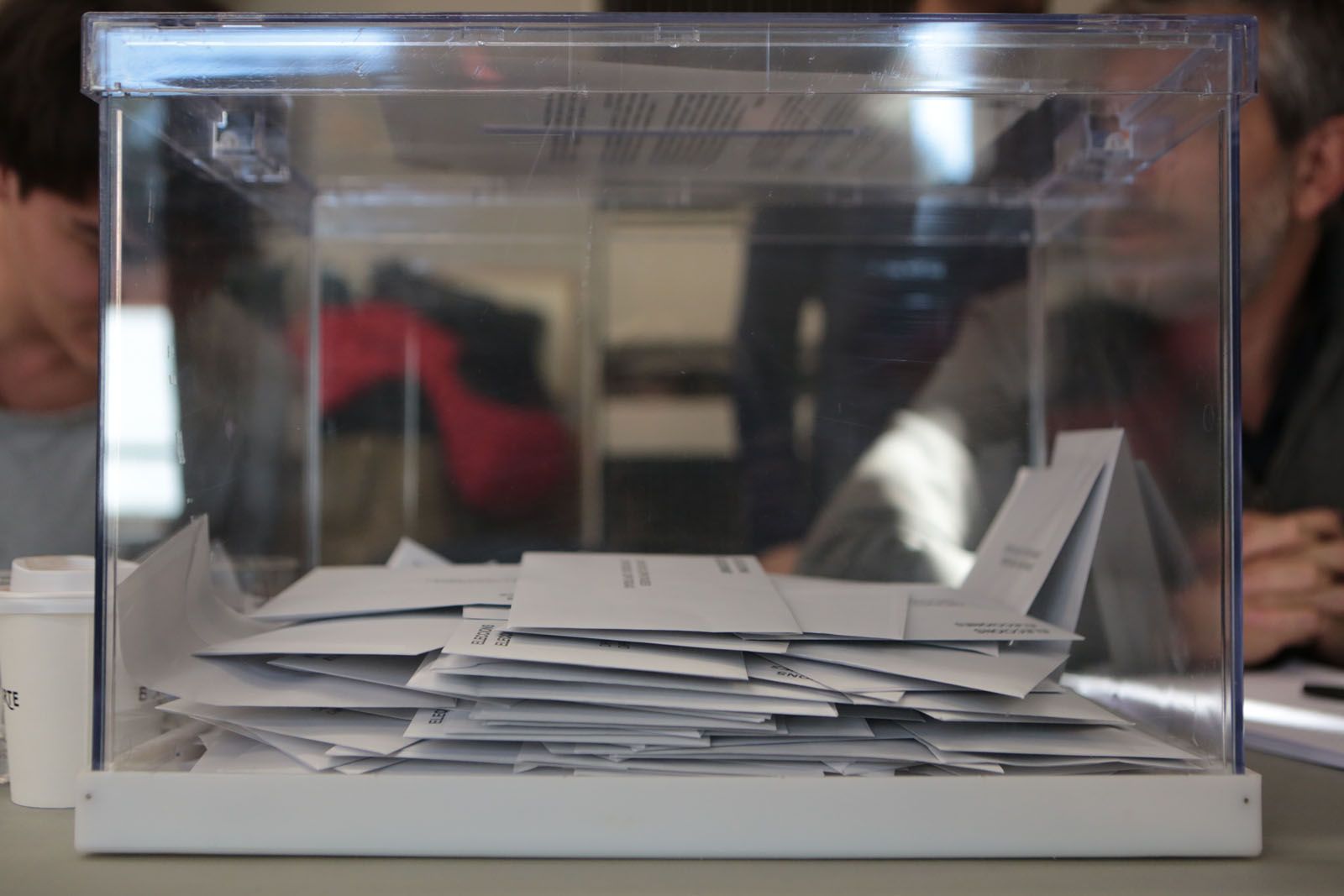 Col·legi electoral al casalet de Valldoreix FOTO: Artur Ribera