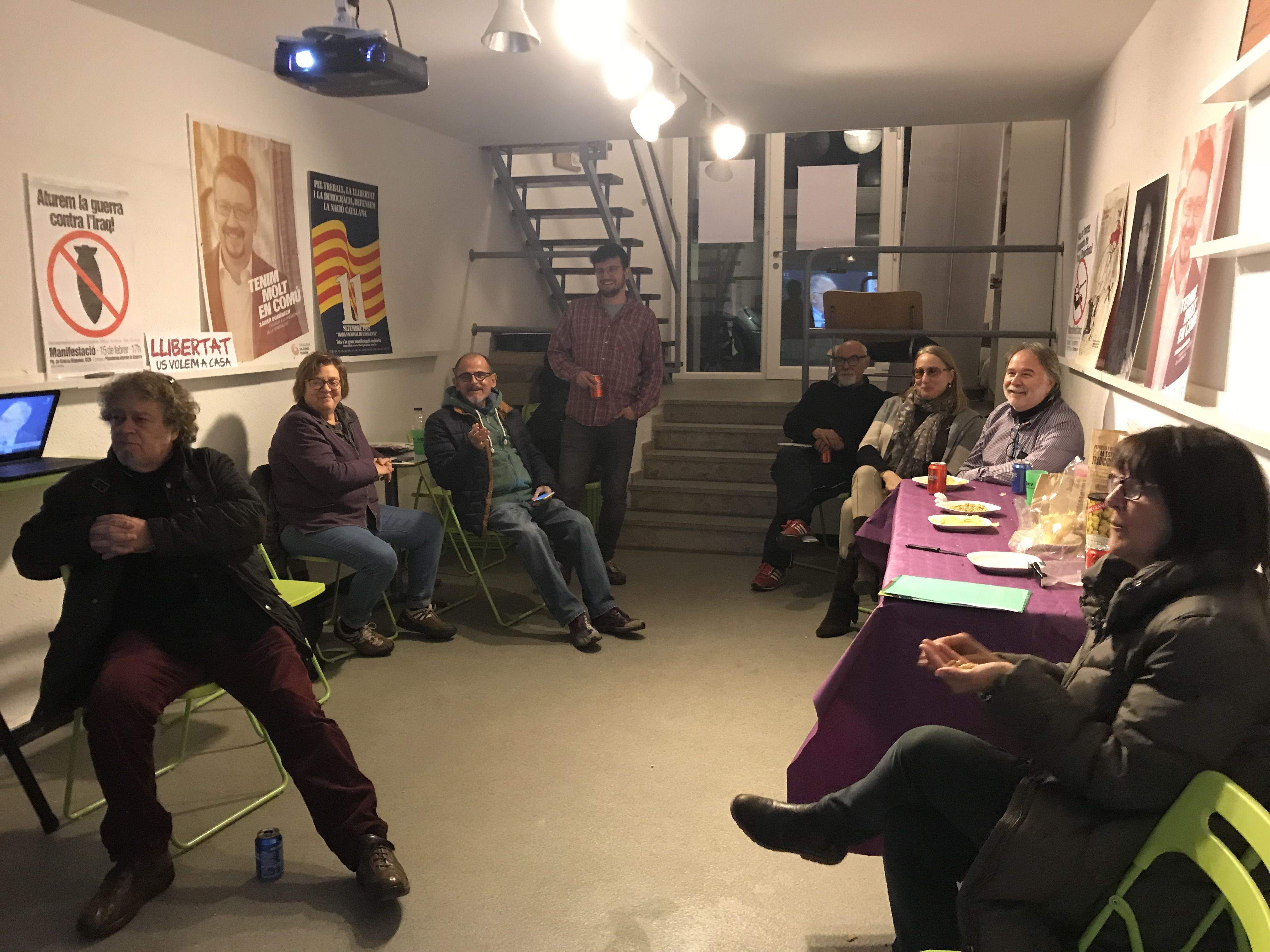 Els comuns seguint l'escrutini FOTO: Mireia Puente 