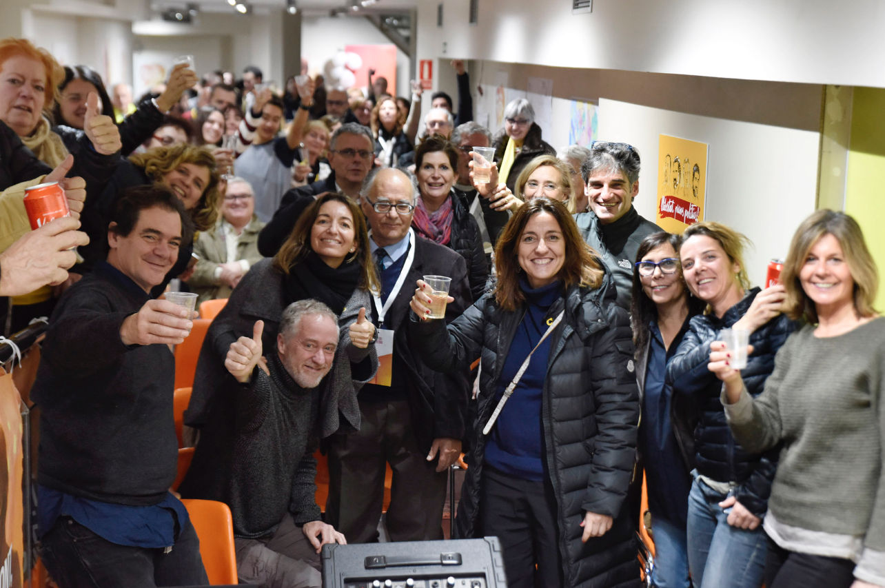 Alegria a la seu de Junts per Catalunya a Sant Cugat FOTO: Bernat Millet