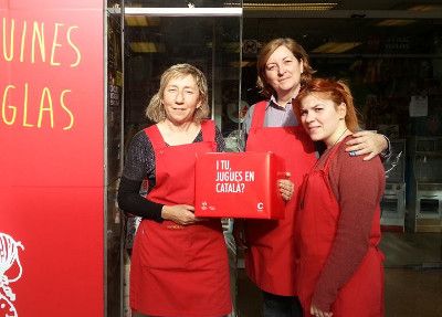 Per mitjà de l’app s’accedeix a la llista d’establiments que donen suport al programa