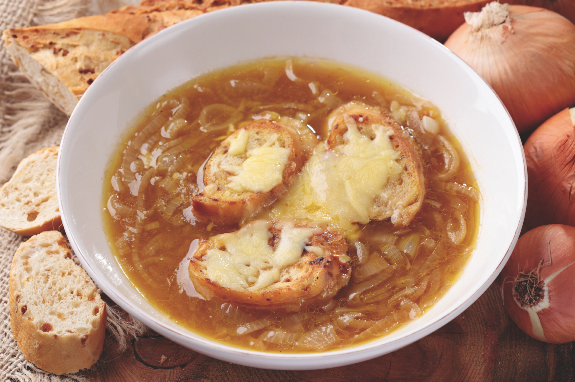 Posem per damunt del pa el formatge FOTO: Cedida