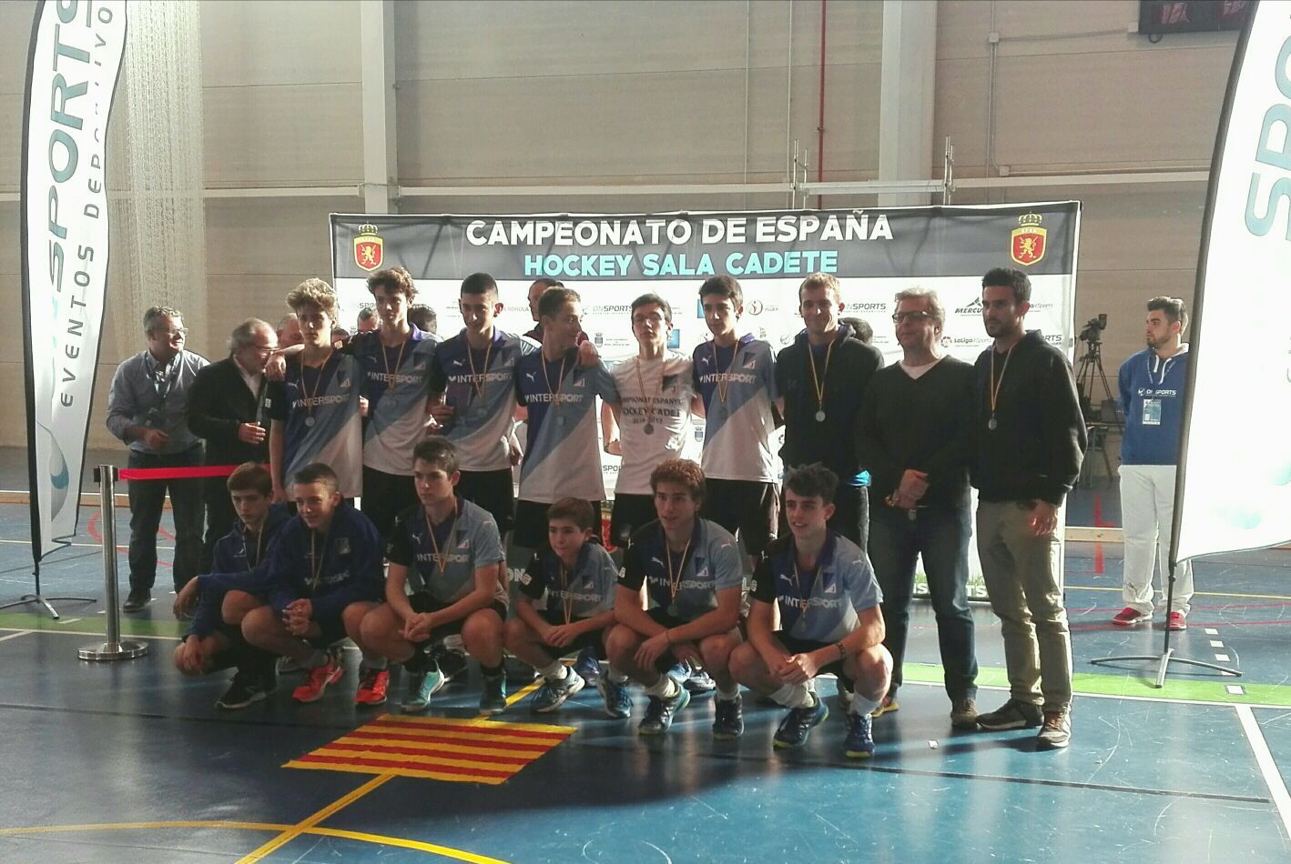 Equip cadet masculí d'hoquei sala del Junior FC. FOTO: Junior FC