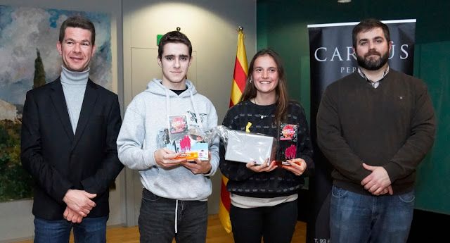 Aleix Serra Viladrich i Carla Ràfols Montiel, els dos millors atletes locals de la 8a Sant Silvestre de Sant Cugat. FOTO: J. J. Vico