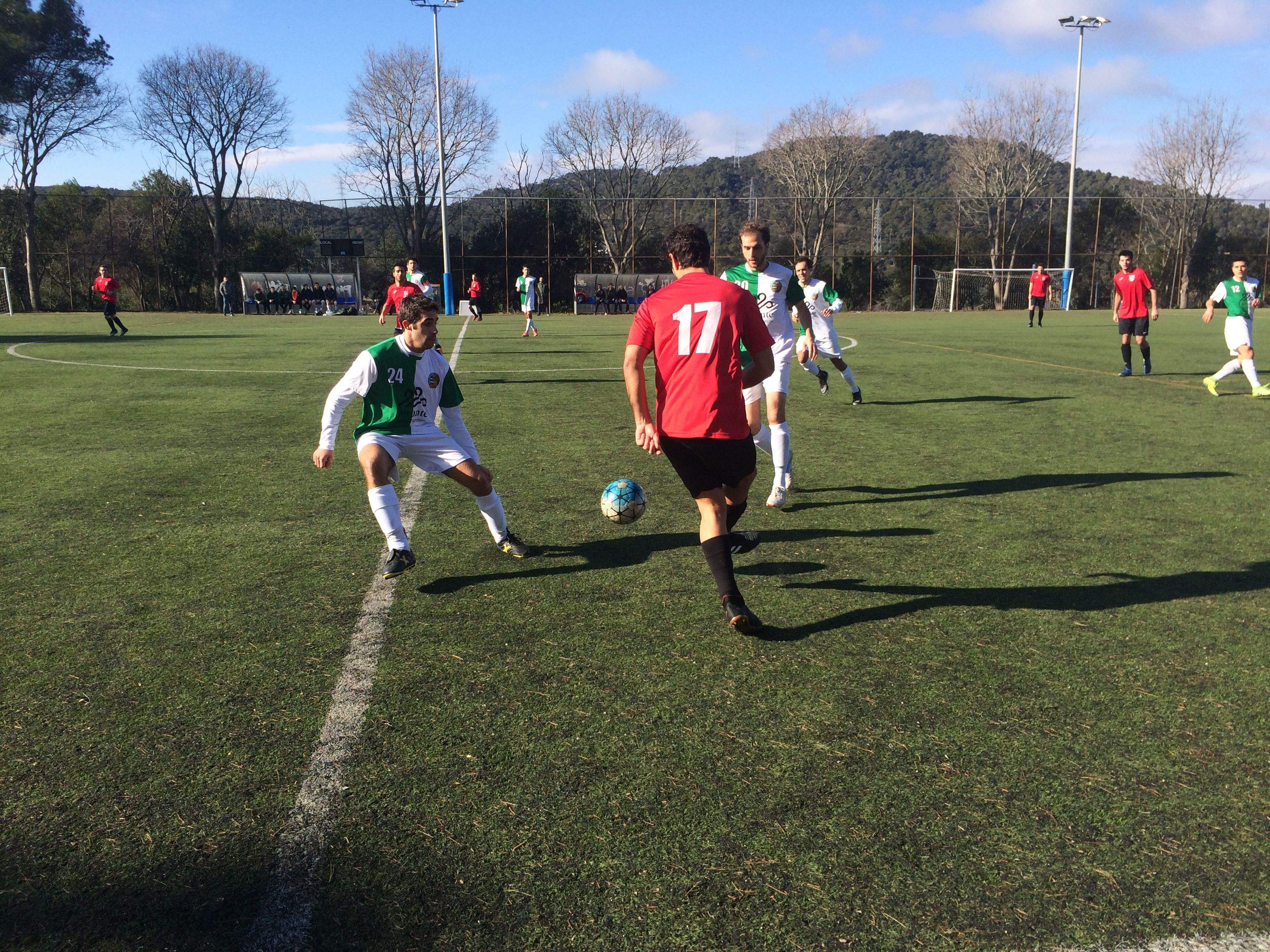 El Valldoreix FC i el Sant Ignasi Esportiu han empatat a 1 gol. FOTO: À. L. P.