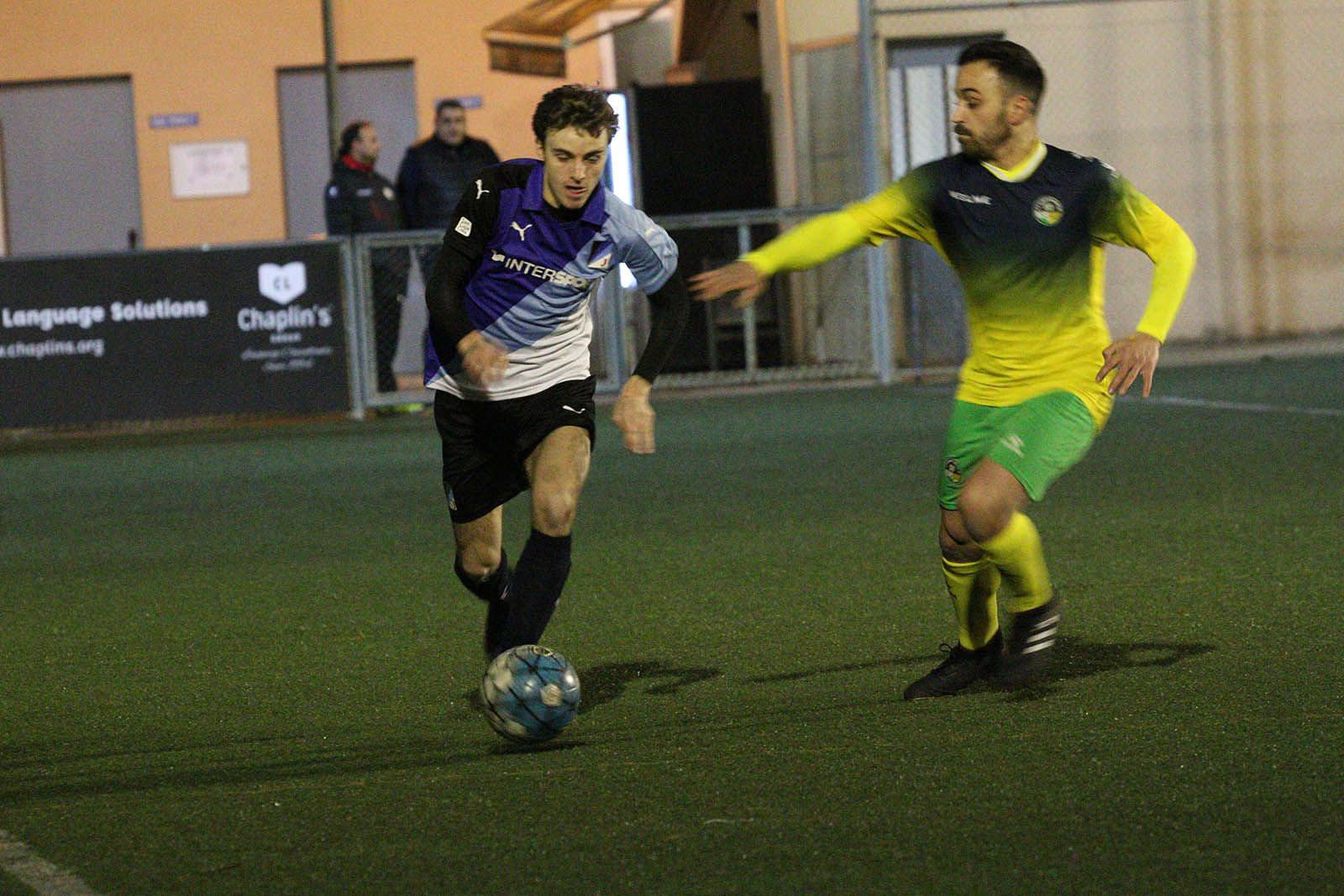 Partit de lliga: Junior FC-CE Olimpic Can Fatjó. Foto: Lali Álvarez