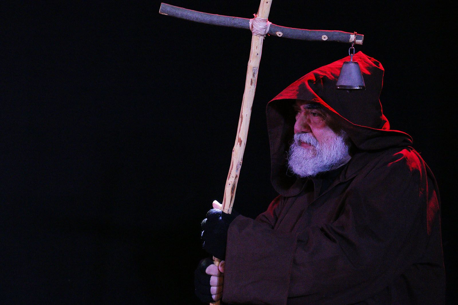 Festa dels foguerons. Cercavila i actuacions de cultura popular. Foto: Lali Álvarez