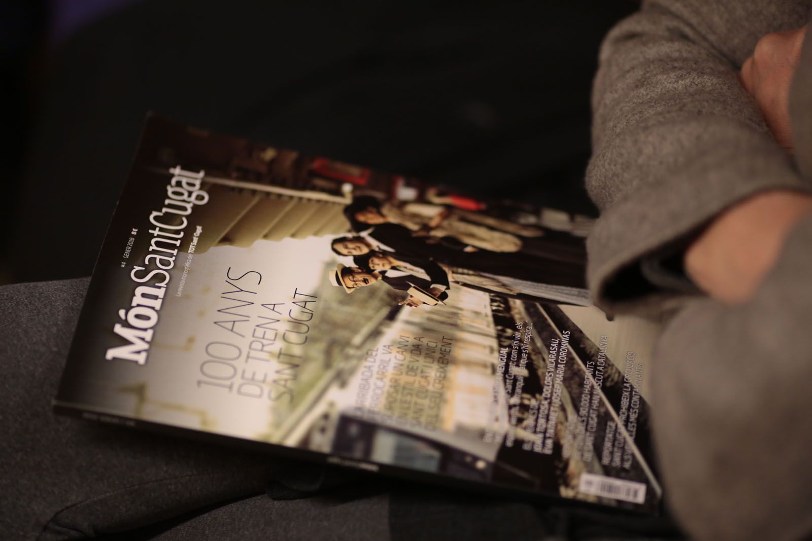  Portada de l'esperat exemplar. FOTOS: Artur Ribera